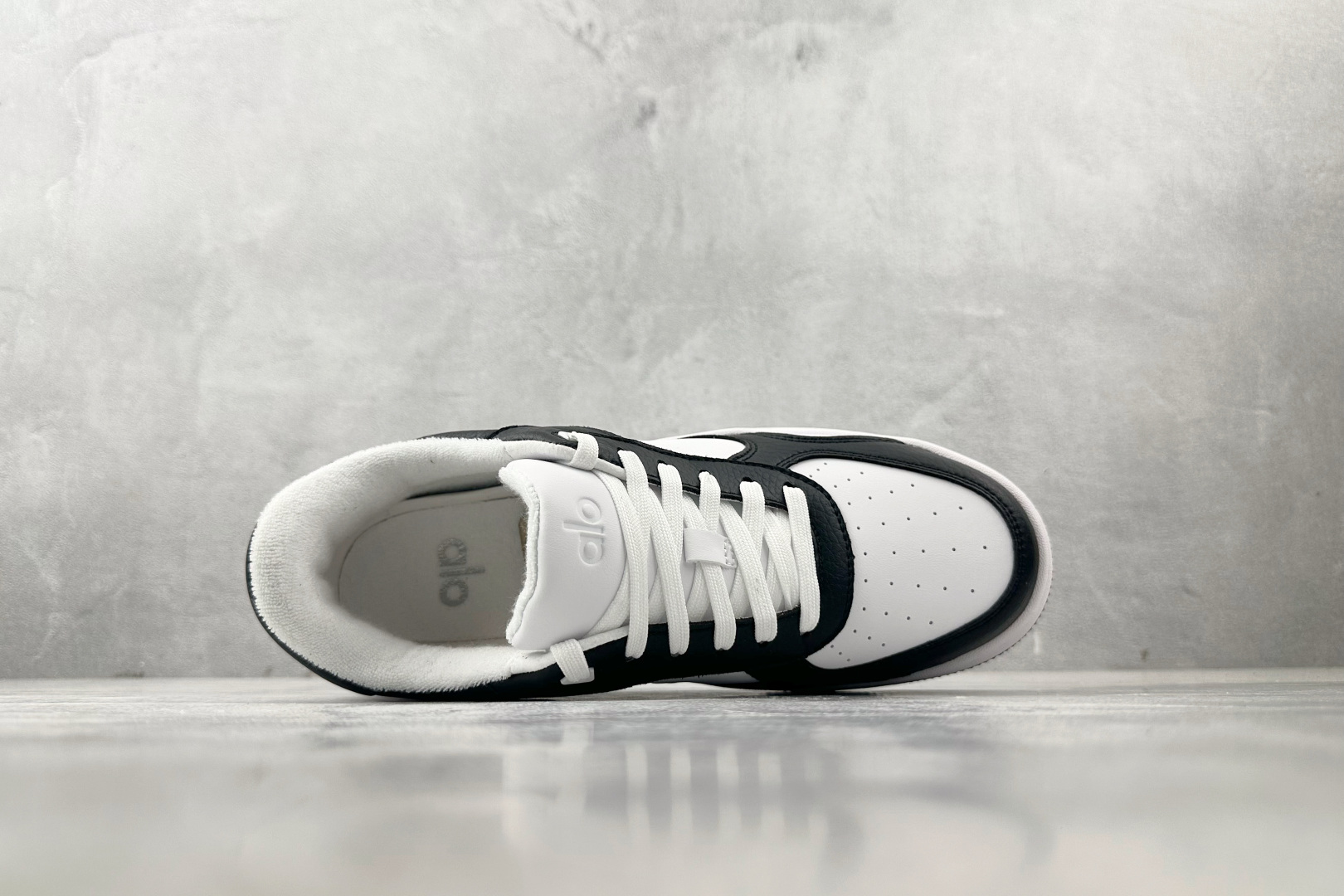 270 全新工厂开发 alo yoga Recovery Mode 黑白色 A0685U-Black/White