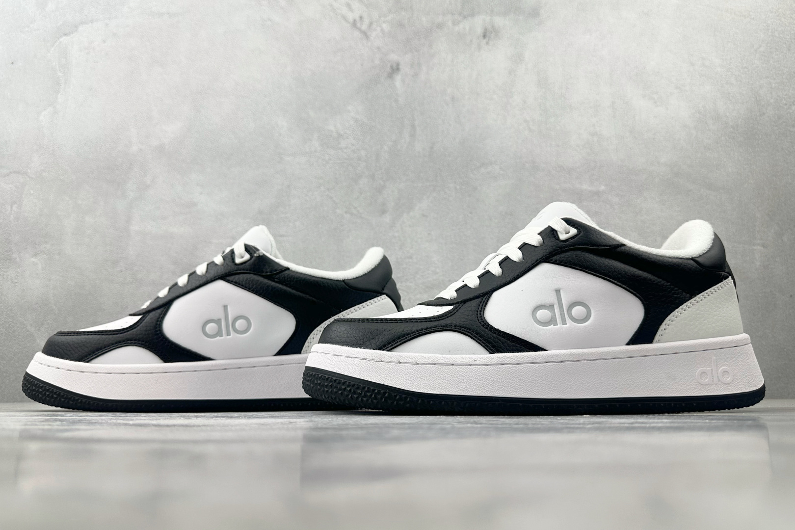 270 全新工厂开发 alo yoga Recovery Mode 黑白色 A0685U-Black/White