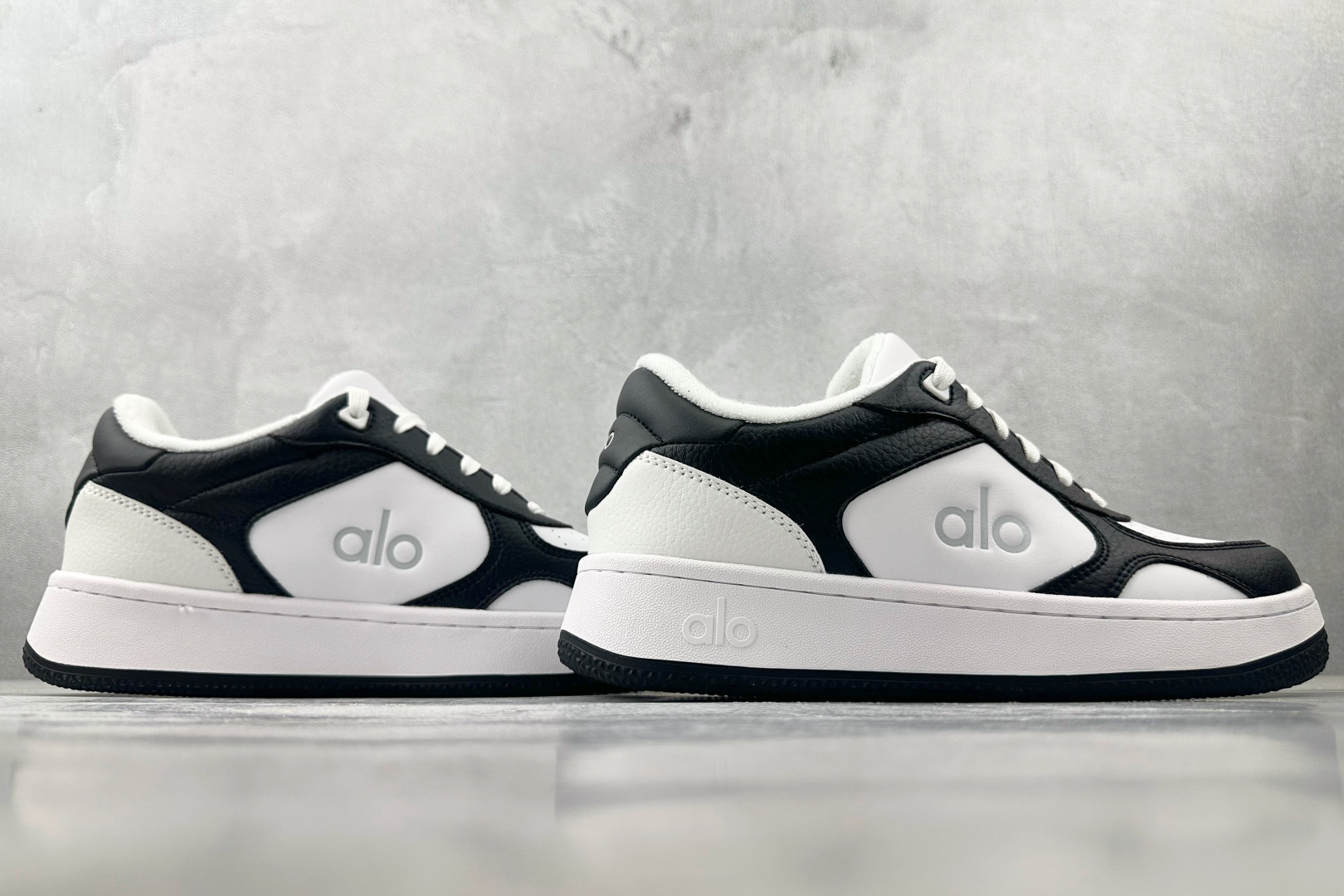 270 全新工厂开发 alo yoga Recovery Mode 黑白色 A0685U-Black/White