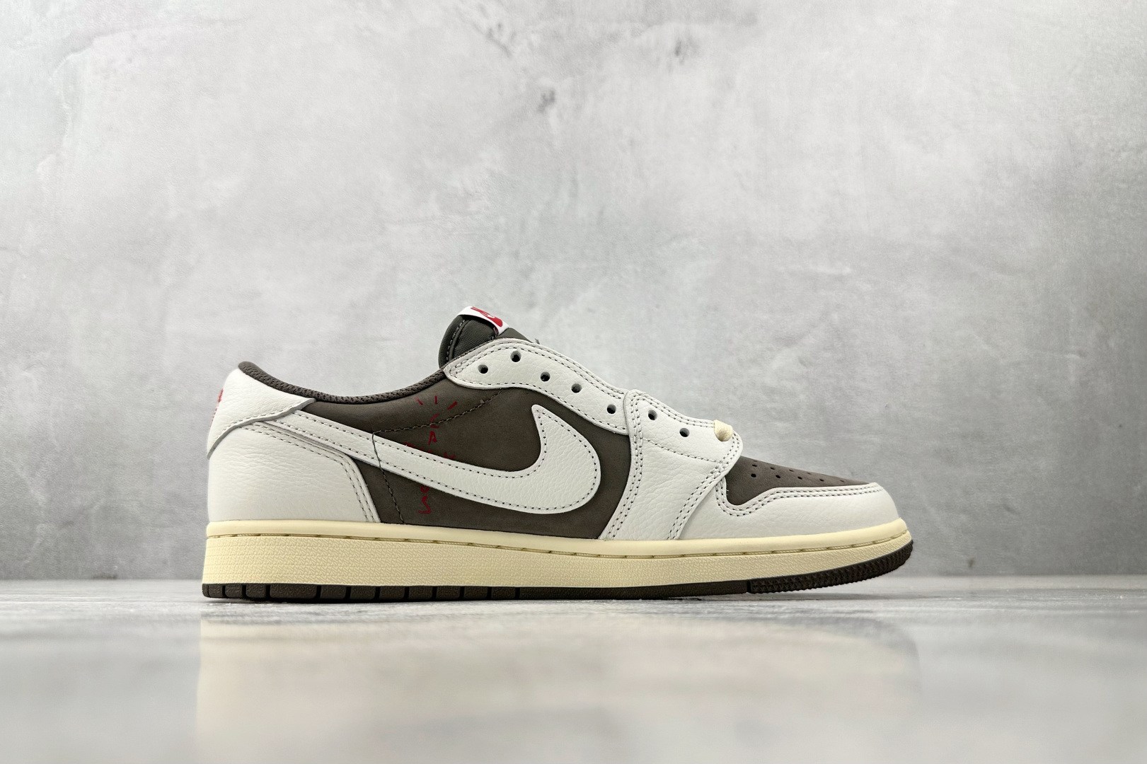 360 Travis Scott x Jordan Air Jordan 1 白棕色 反转摩卡 倒钩3.0  DM7866-162