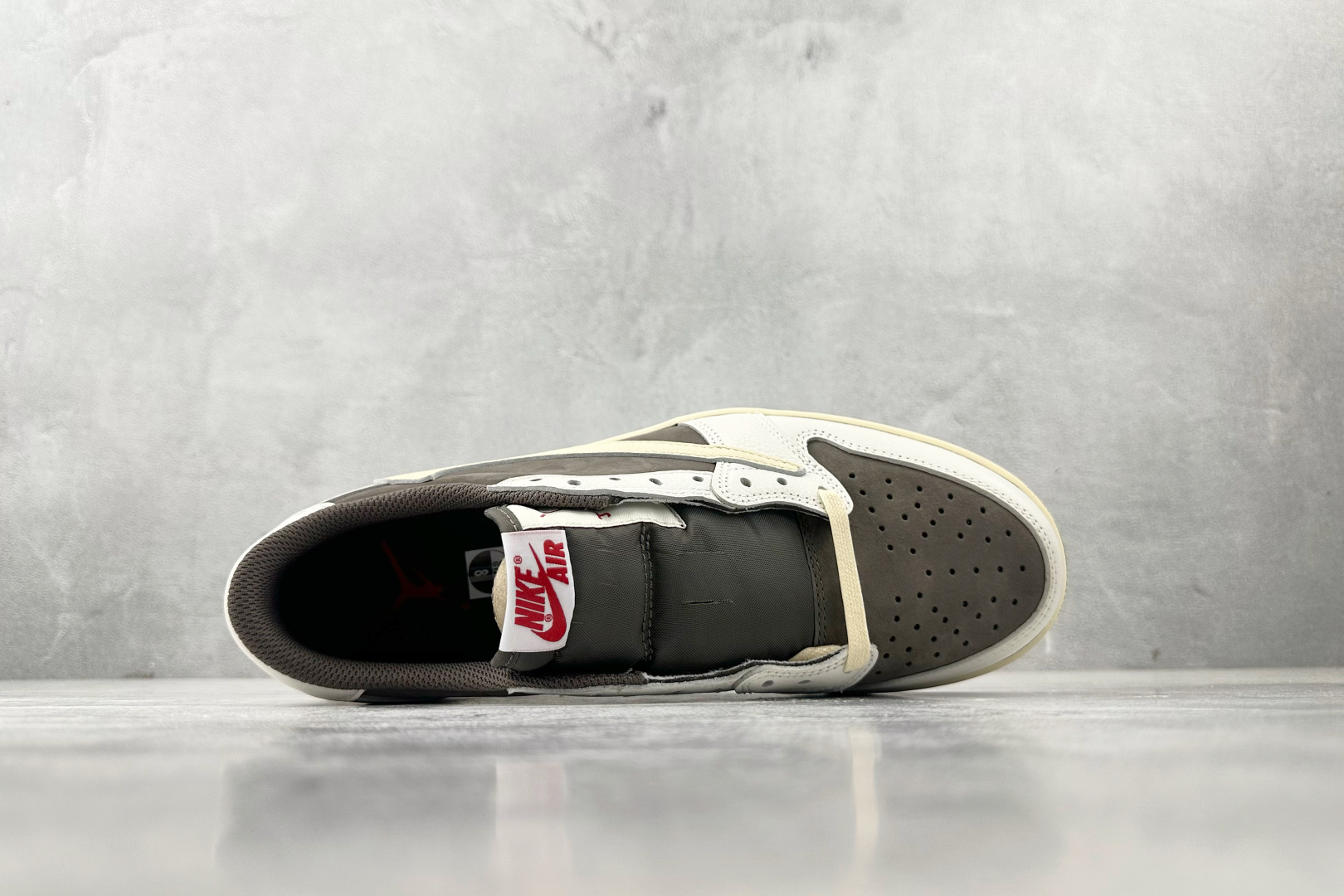 360 Travis Scott x Jordan Air Jordan 1 白棕色 反转摩卡 倒钩3.0  DM7866-162