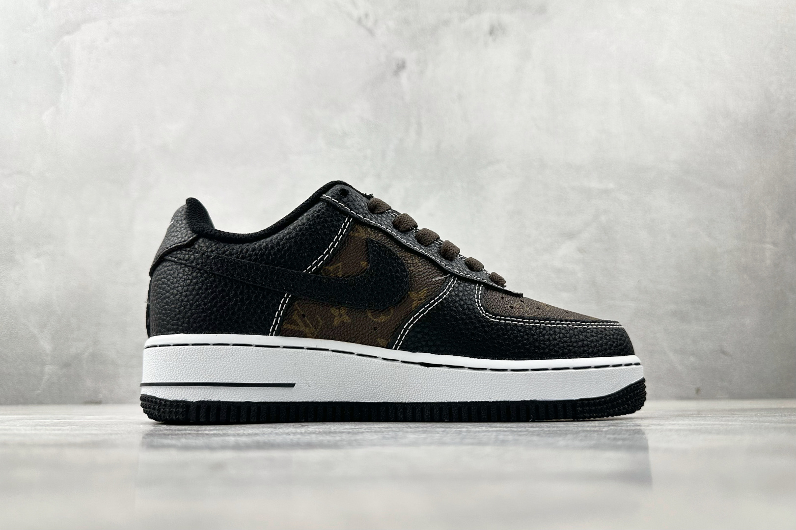 260 Nike Air Force 1 07 LV 联名 黑棕 CZ3986-002