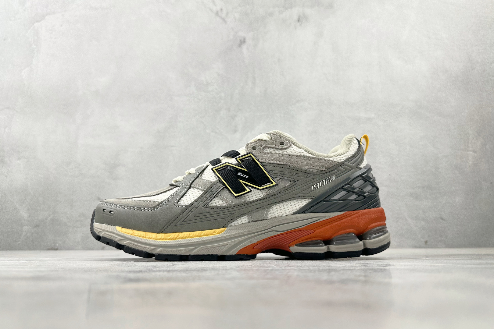 200 纯原出品 The Whitaker Group x New Balance 1906U 米灰橙 M1906NG1