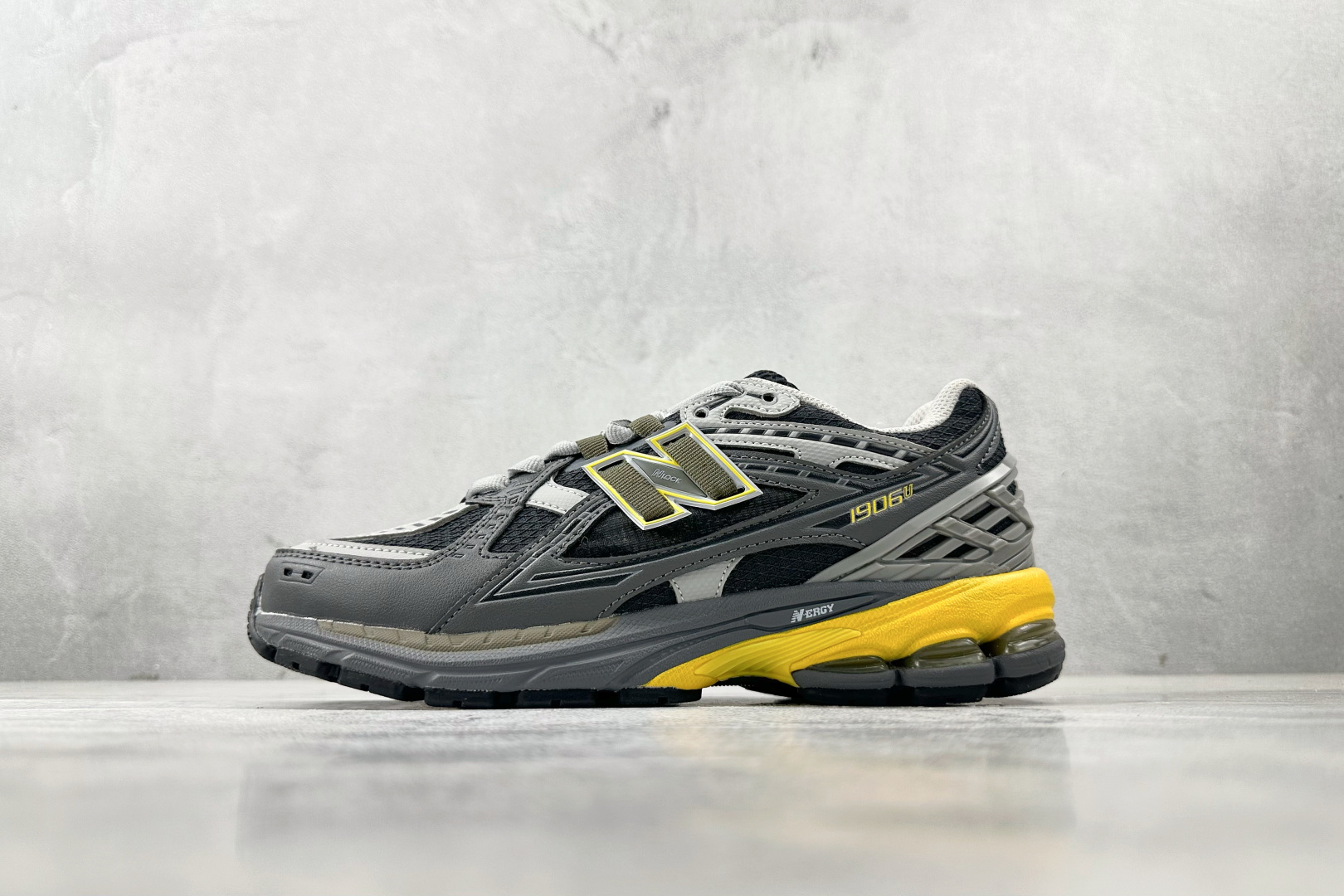 200 纯原出品 New Balance NB 1906U 黑灰色 M1906NA