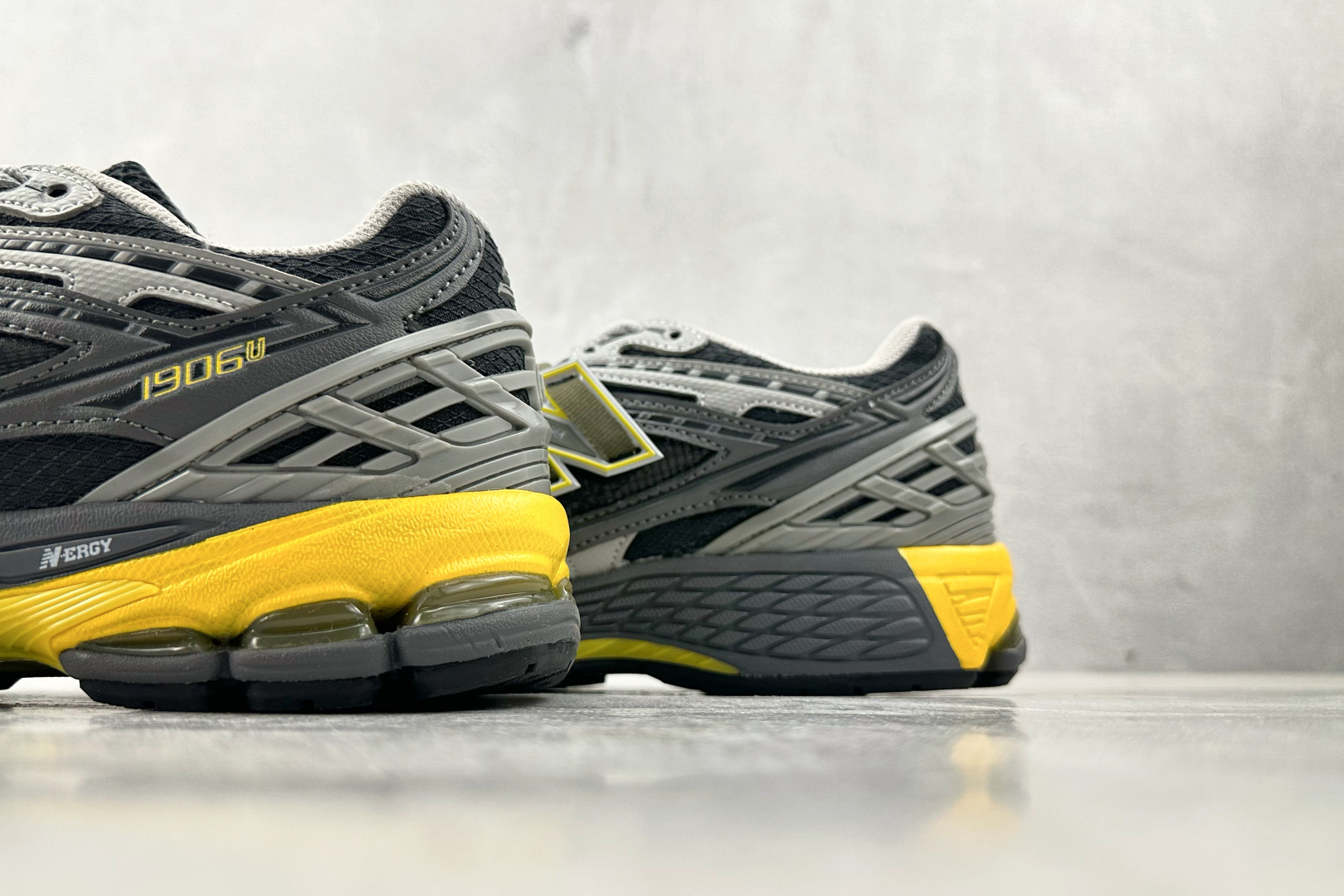 200 纯原出品 New Balance NB 1906U 黑灰色 M1906NA