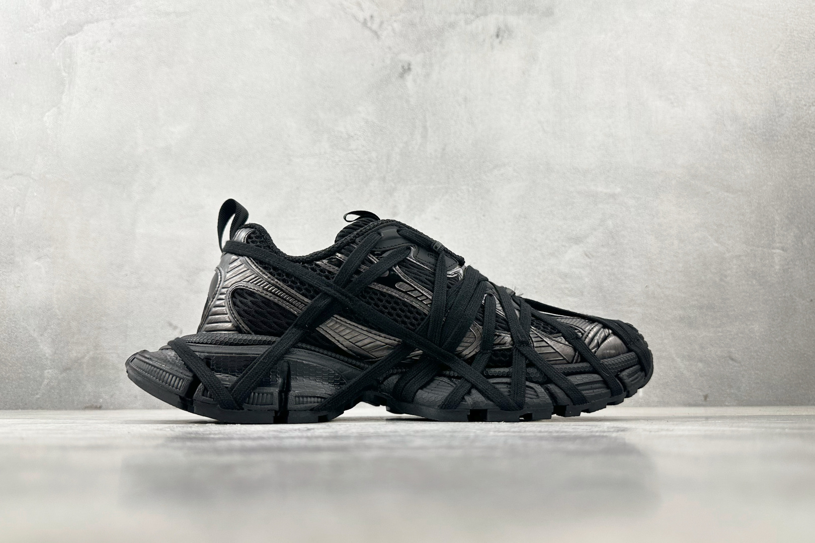 310 Balenciaga巴黎世家 3XL 全黑绑带 734734W3XL59110