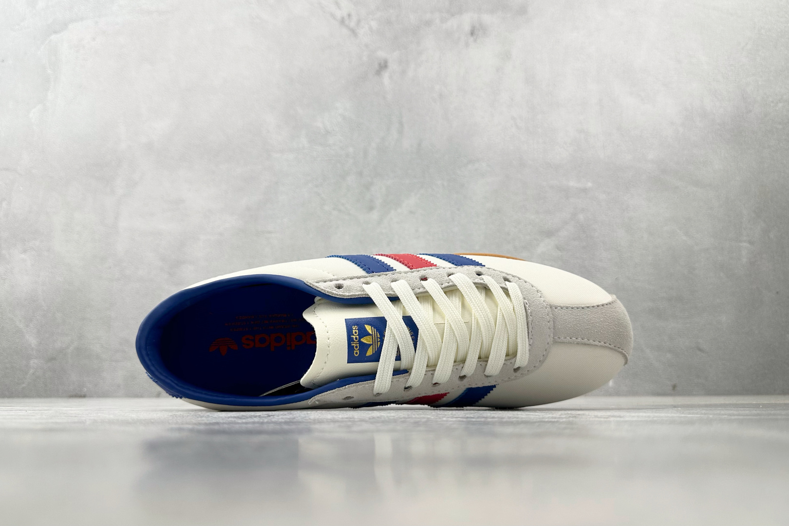 170 出口订单 adidoriginals TOKYO 米蓝色  JQ0585