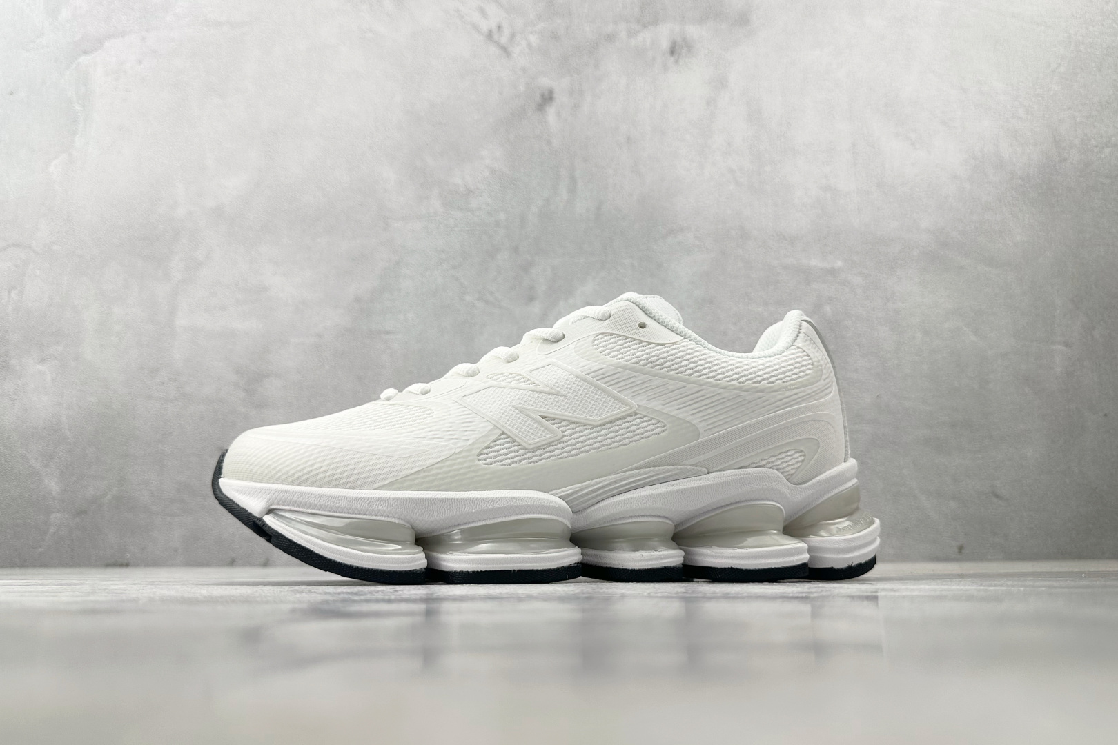 C 版 
大厂出品 New Balance NB 2000 米白

货号：U2000ETD
尺码：36 