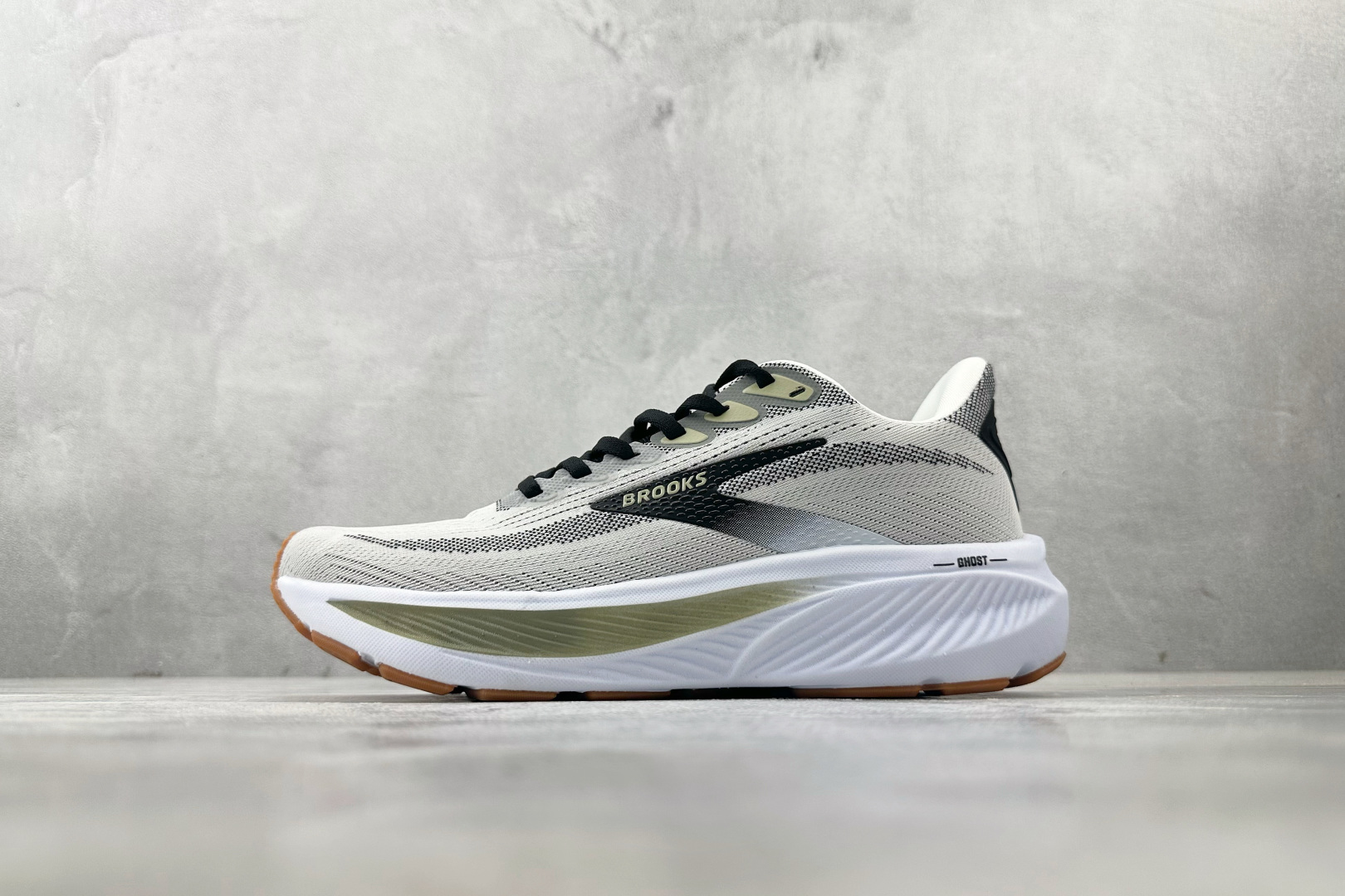 NO:341239,Southeast Asia Order Brooks Ghost 17 Grey Item No. 110442-1D-191 Size 36 36.5 37 38.5 39 40 40.5 41 42 42.5 43 44 44.5 45 46 Code 27, Sneaker Series, Sneakers19860909东南亚订单 Brooks布鲁克斯 Ghost 17 灰色 货号110442-1D-191 尺码36 36.5 37 38.5 39 40 40.5 41 42 42.5 43 44 44.5 45 46 编码27,运动鞋系列,sneakers,Men's shoes