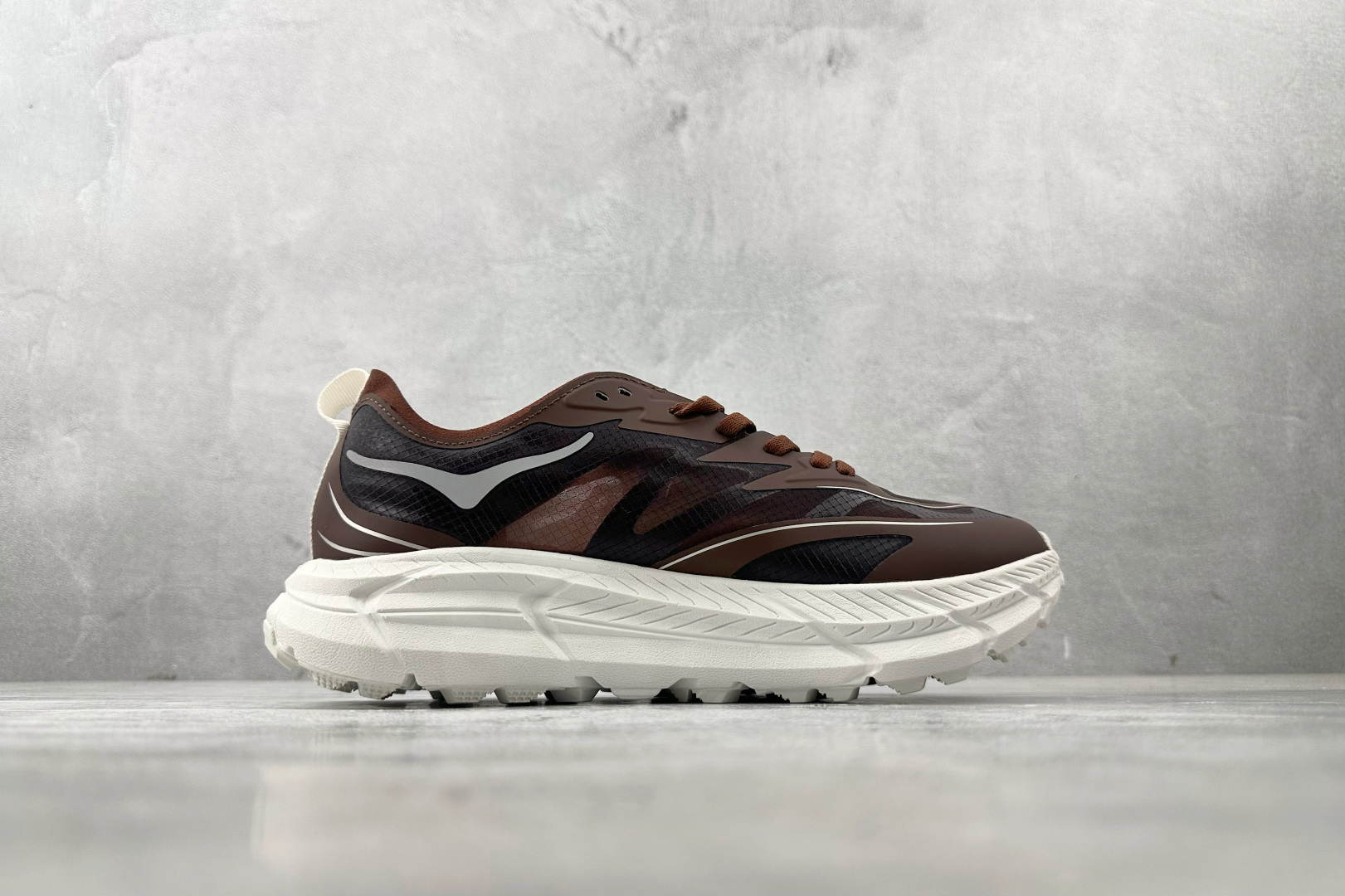220 HOKA ONE ONE Mafate Speed 4 棕色 1168450-CWTM