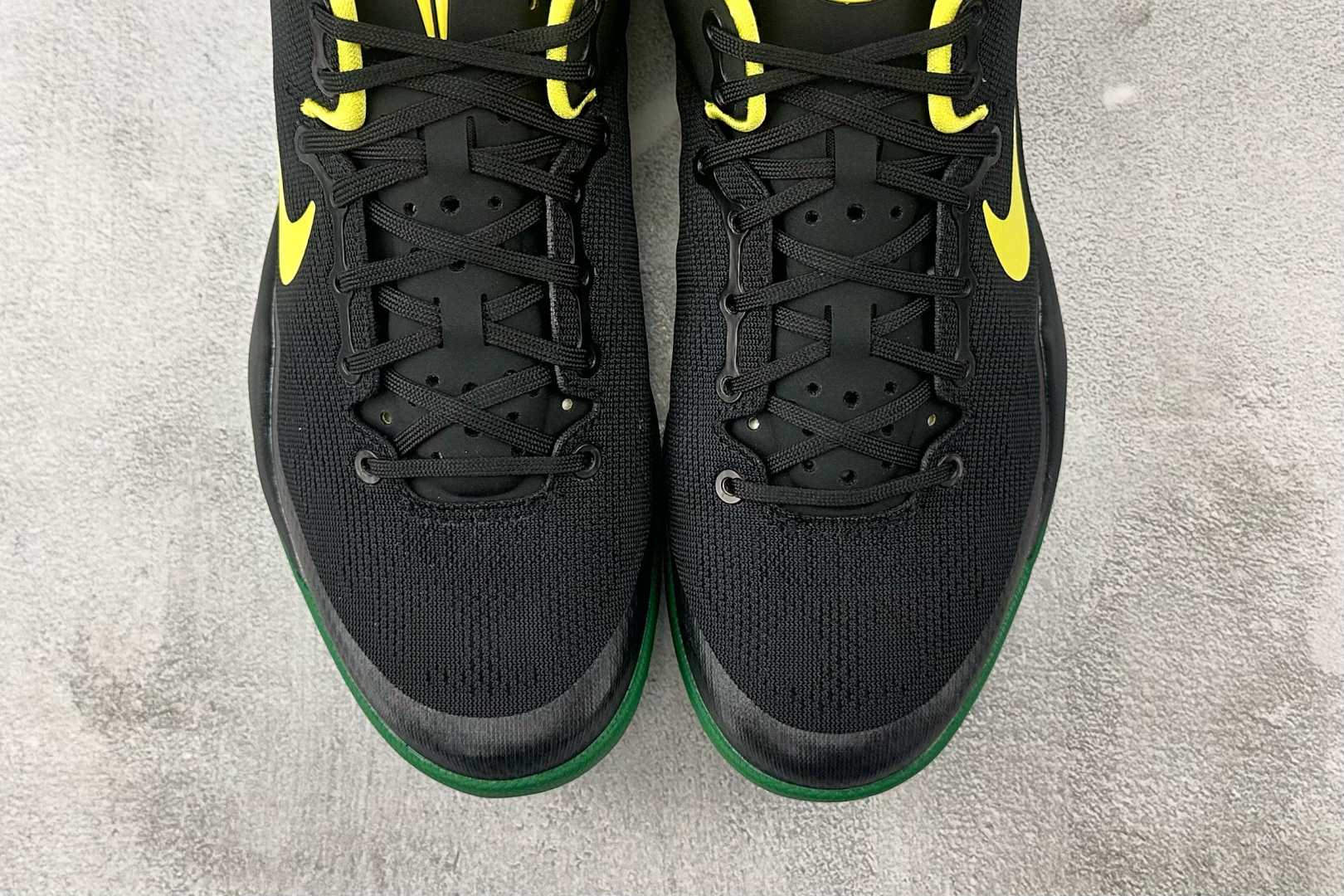 450 顶级纯原 完美复刻 Nike Kobe 8 “OREGDUCKS” PE PACK 黑绿 1647933