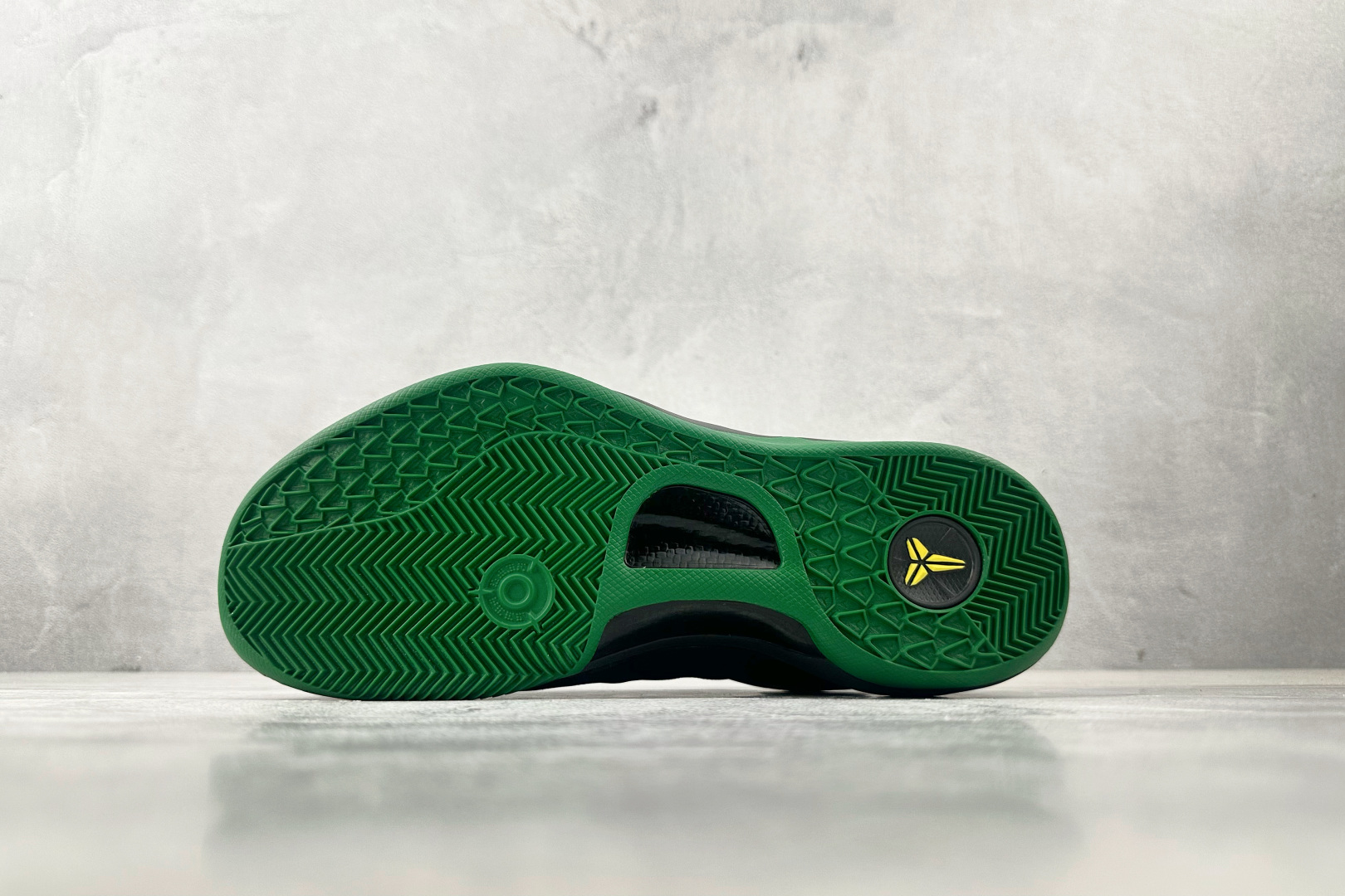 450 顶级纯原 完美复刻 Nike Kobe 8 “OREGDUCKS” PE PACK 黑绿 1647933