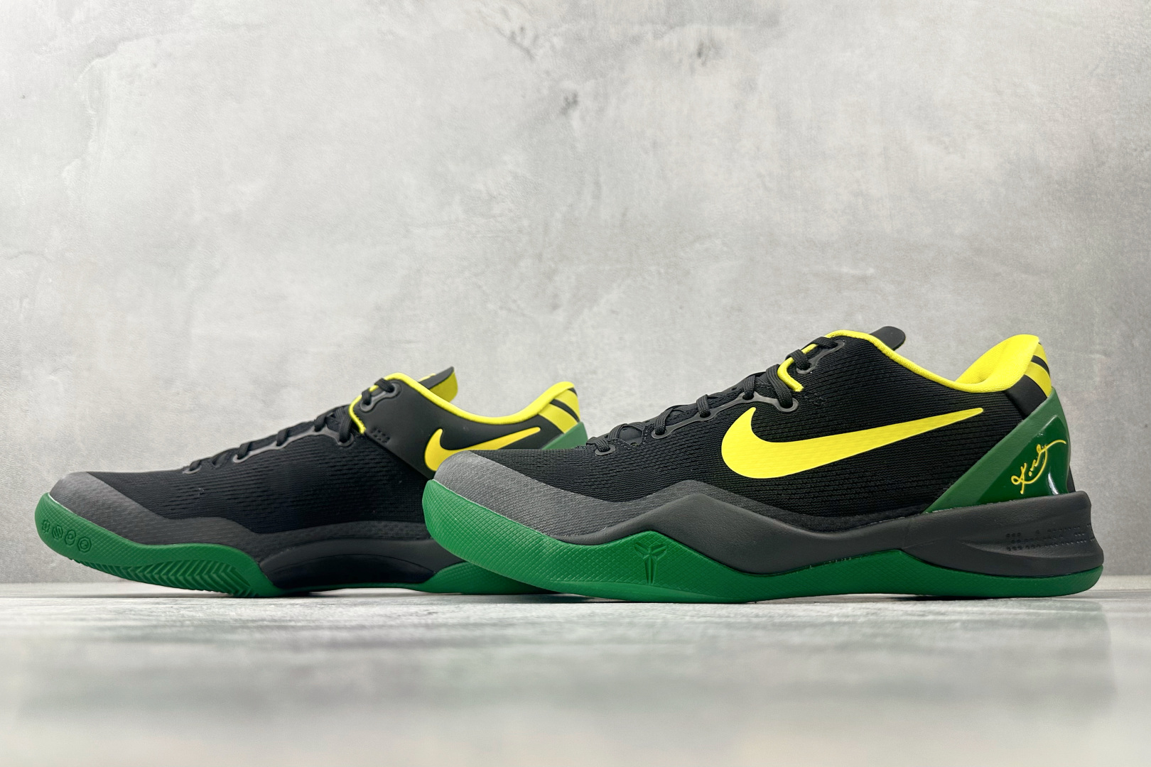 450 顶级纯原 完美复刻 Nike Kobe 8 “OREGDUCKS” PE PACK 黑绿 1647933