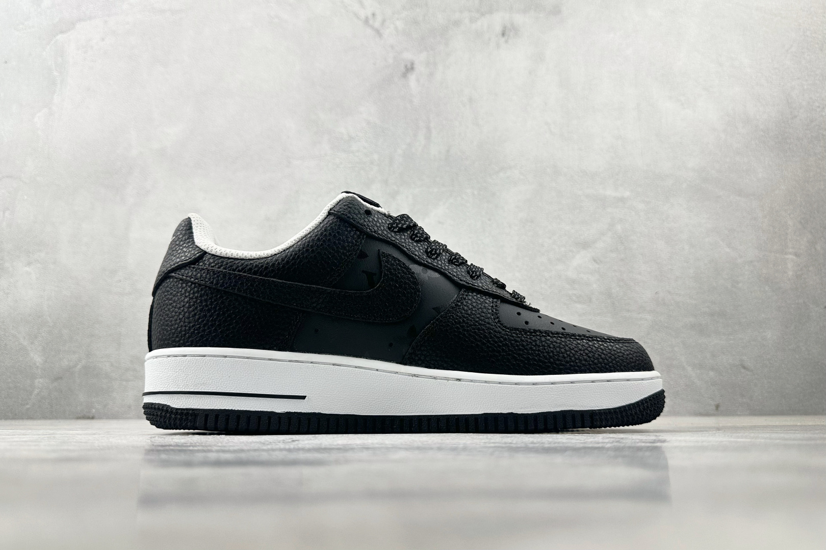 260 Nike Air Force 1 07 LV 联名 黑色 CZ3986-003