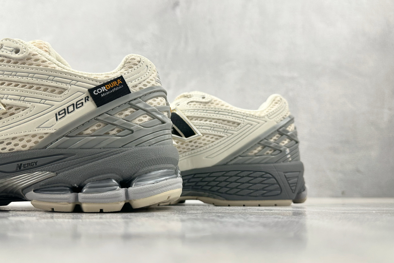 200 纯原出品 New Balance NB 1906R 棕褐色 U1906ROC
