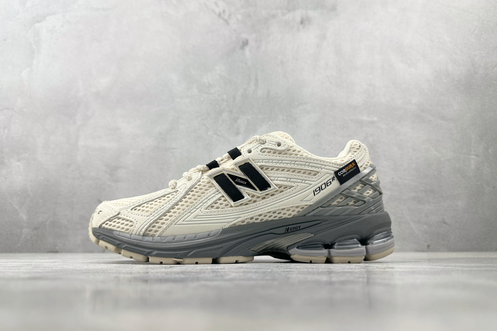 200 纯原出品 New Balance NB 1906R 棕褐色 U1906ROC