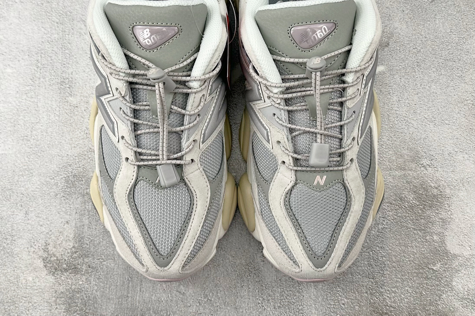 
New Balance NB 9060 浅灰紫

货号：U9060GM
尺码：36 36.5 37.5