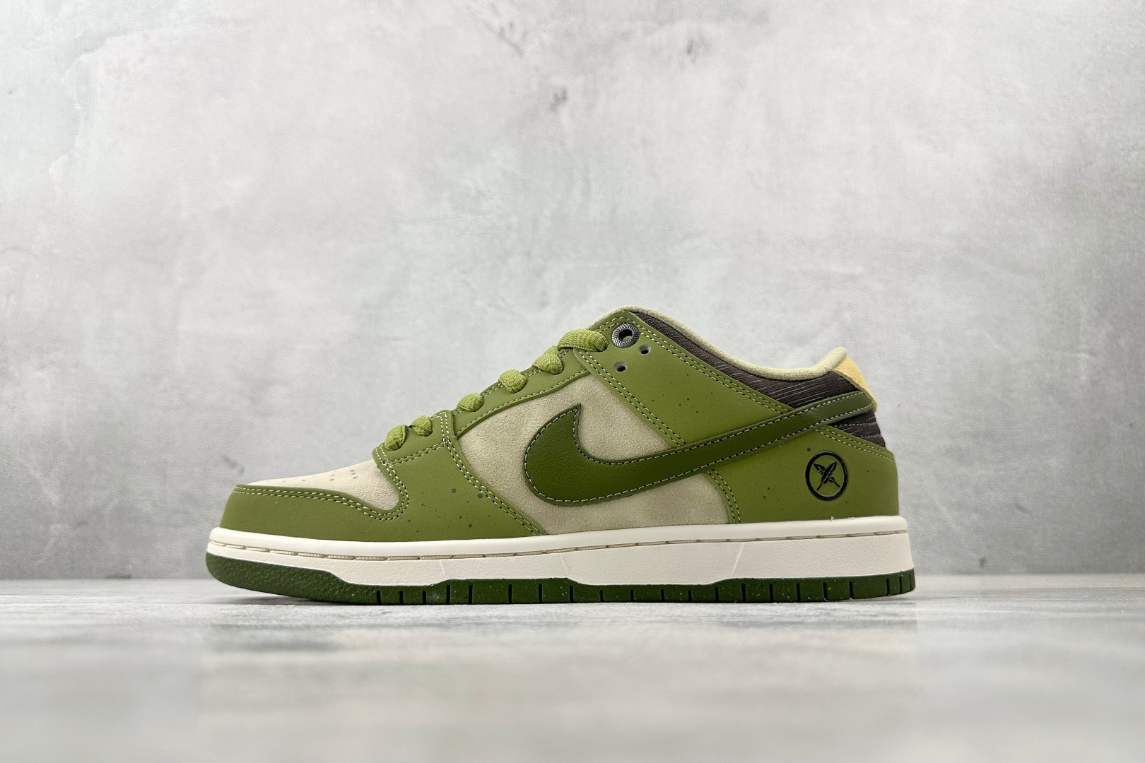 200 免检版 配色齐全 Yuto Horigome x Nike Dunk SB Low ”Asparagus”绿白 HF8022-300