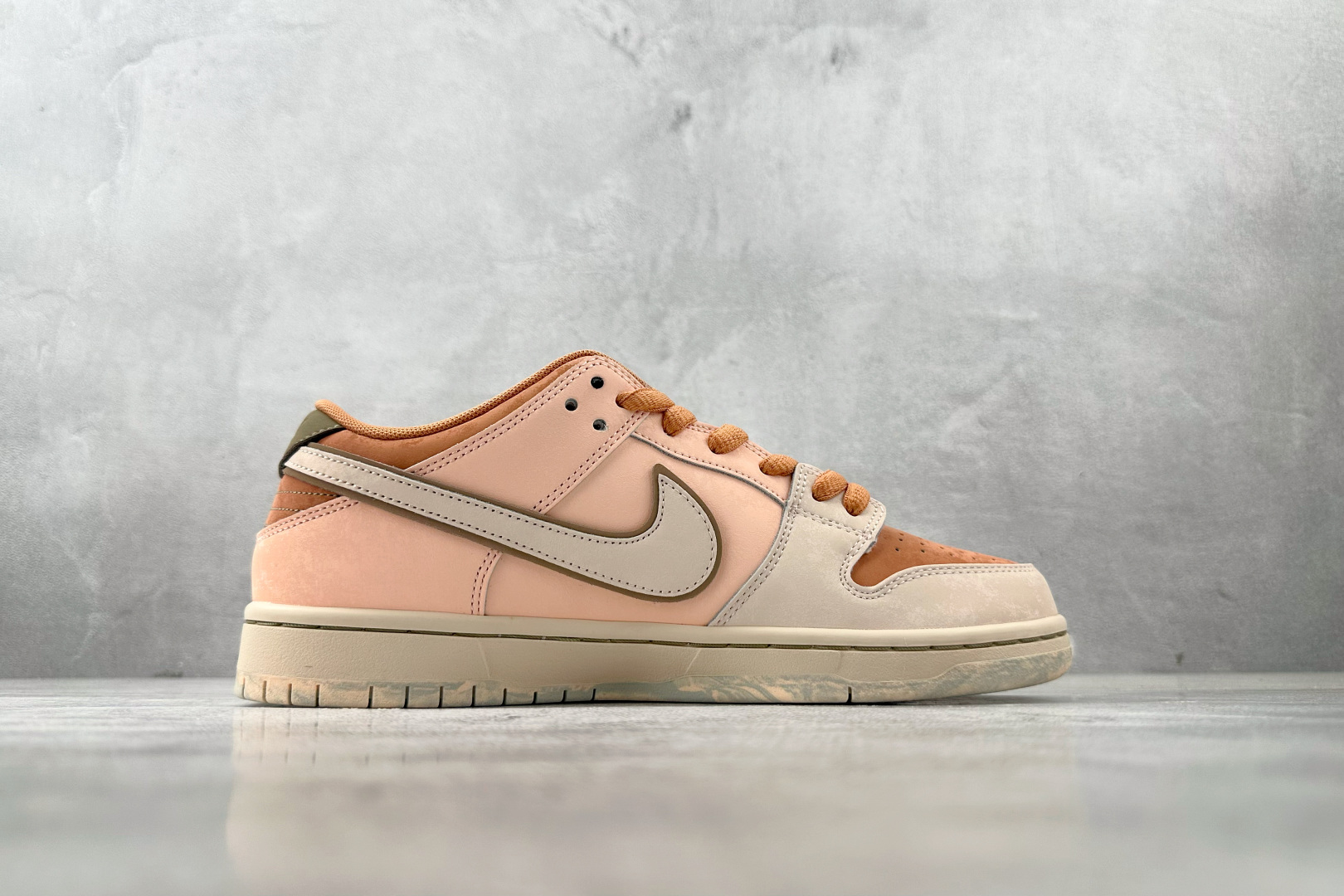 200 免检版 配色齐全 Nike Dunk SB ”Trocadéro Gardens” 粉米棕 FV5926-200