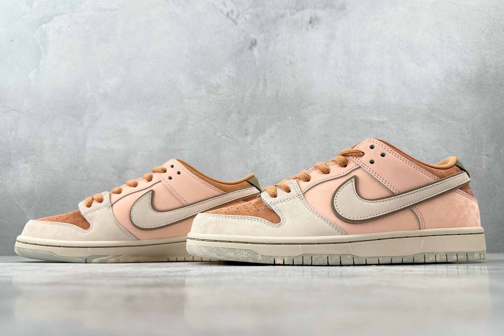 200 免检版 配色齐全 Nike Dunk SB ”Trocadéro Gardens” 粉米棕 FV5926-200