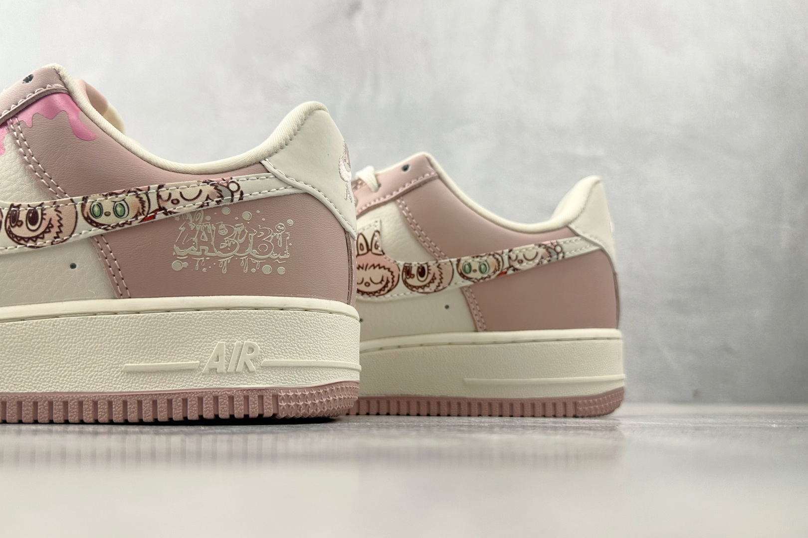260 Nike Air Force 1 07 拉布布 联名 米白粉 KB1688-006