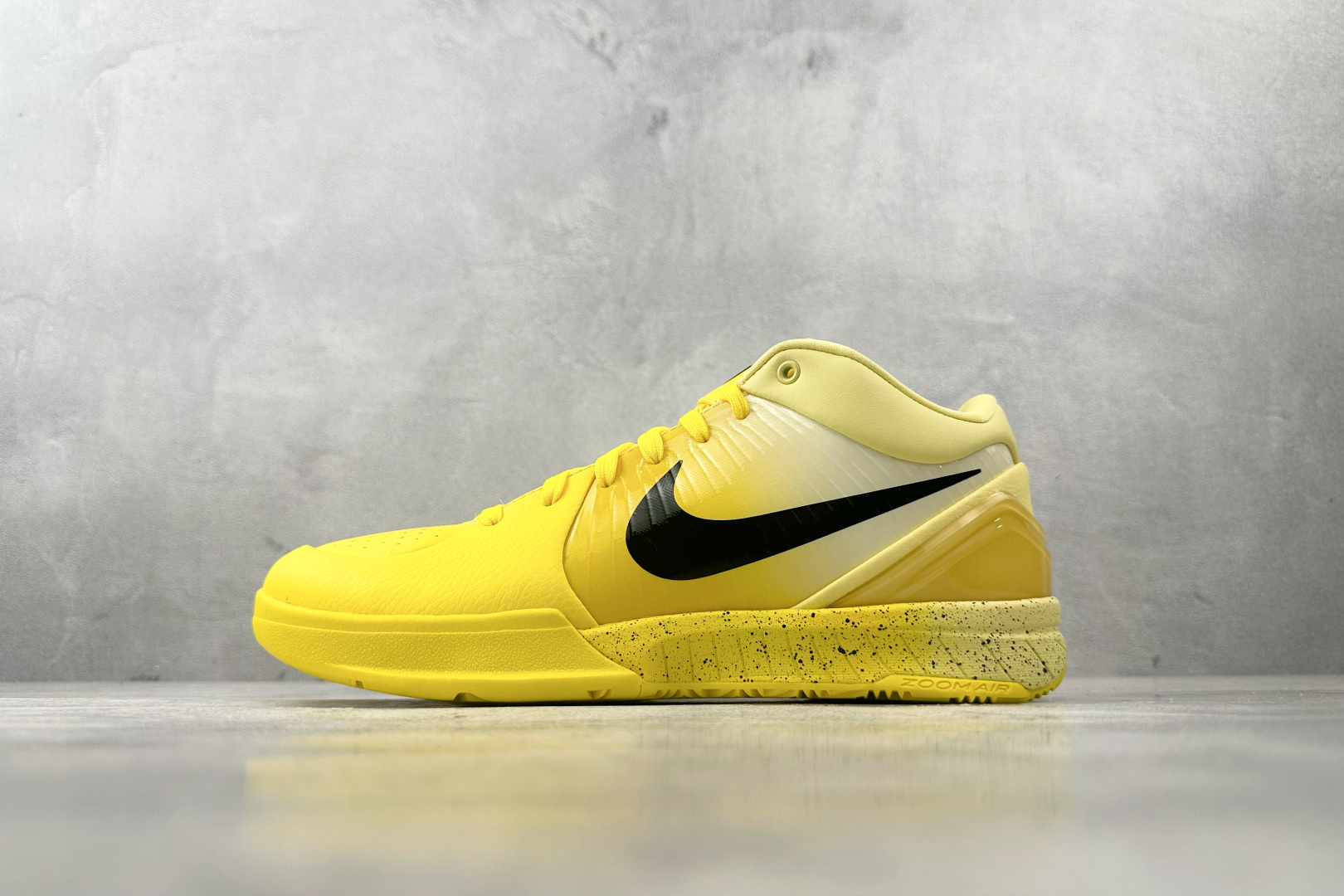 480 纯原生产线 Nike Zoom Kobe 4 Protro “CHBL”黄色 IH0587-700
