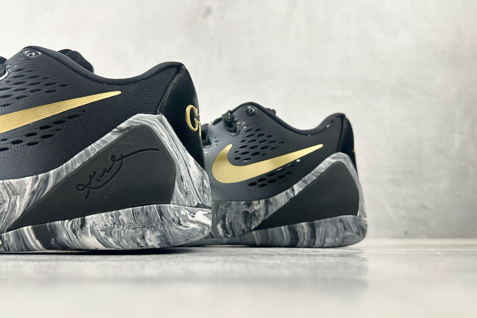 450 纯原生产线 Nike Kobe 9 EM 黑白色 FZ7333-002