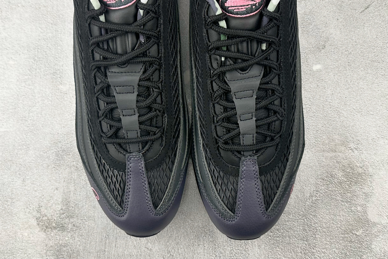 380 顶级纯原 完美复刻 Corteiz x Nike Air Max 95 ”Pink Beam”黑粉 FB2709-001