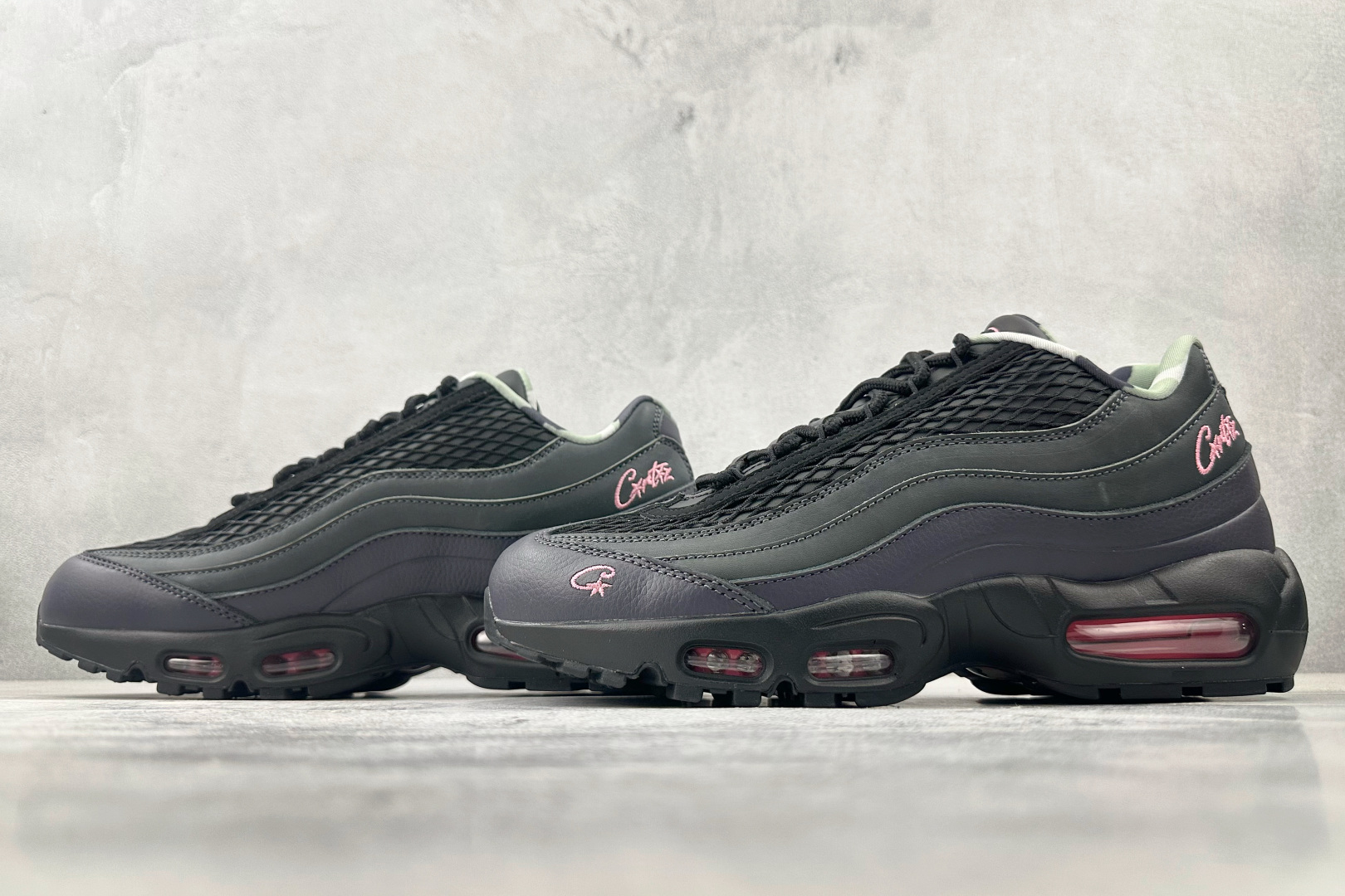 380 顶级纯原 完美复刻 Corteiz x Nike Air Max 95 ”Pink Beam”黑粉 FB2709-001