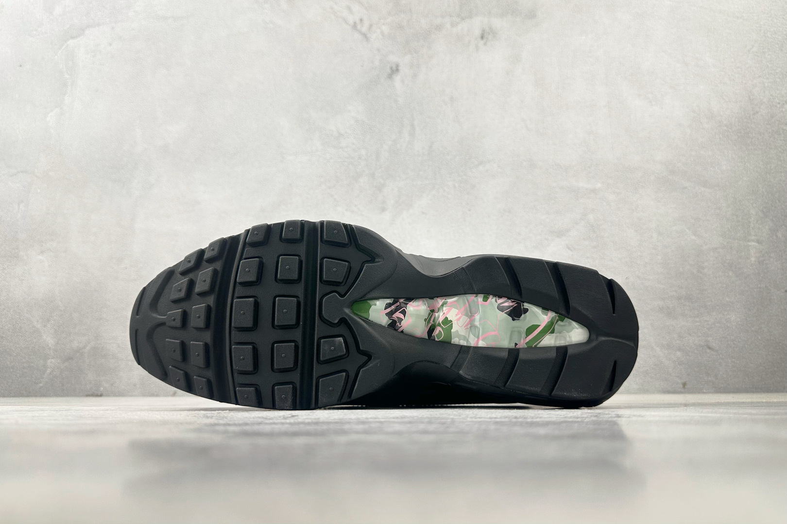 380 顶级纯原 完美复刻 Corteiz x Nike Air Max 95 ”Pink Beam”黑粉 FB2709-001