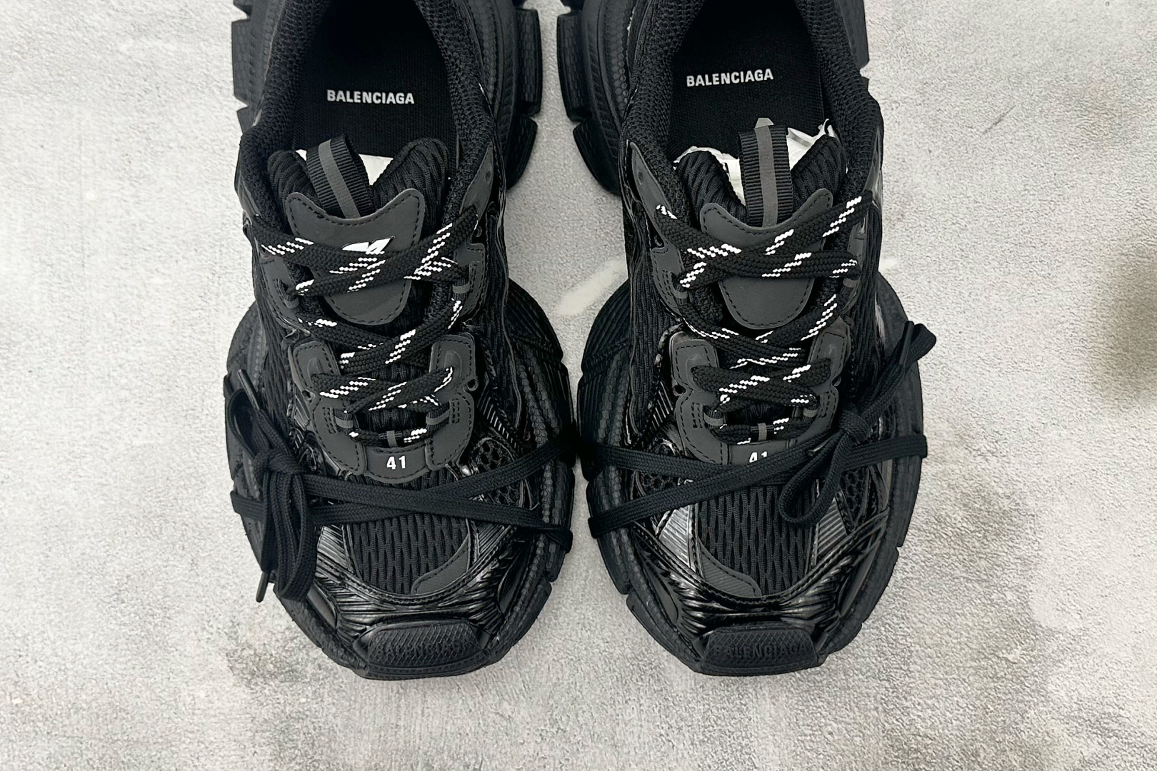 250 Balenciaga巴黎世家 3XL 黑色 734731W3XL11010