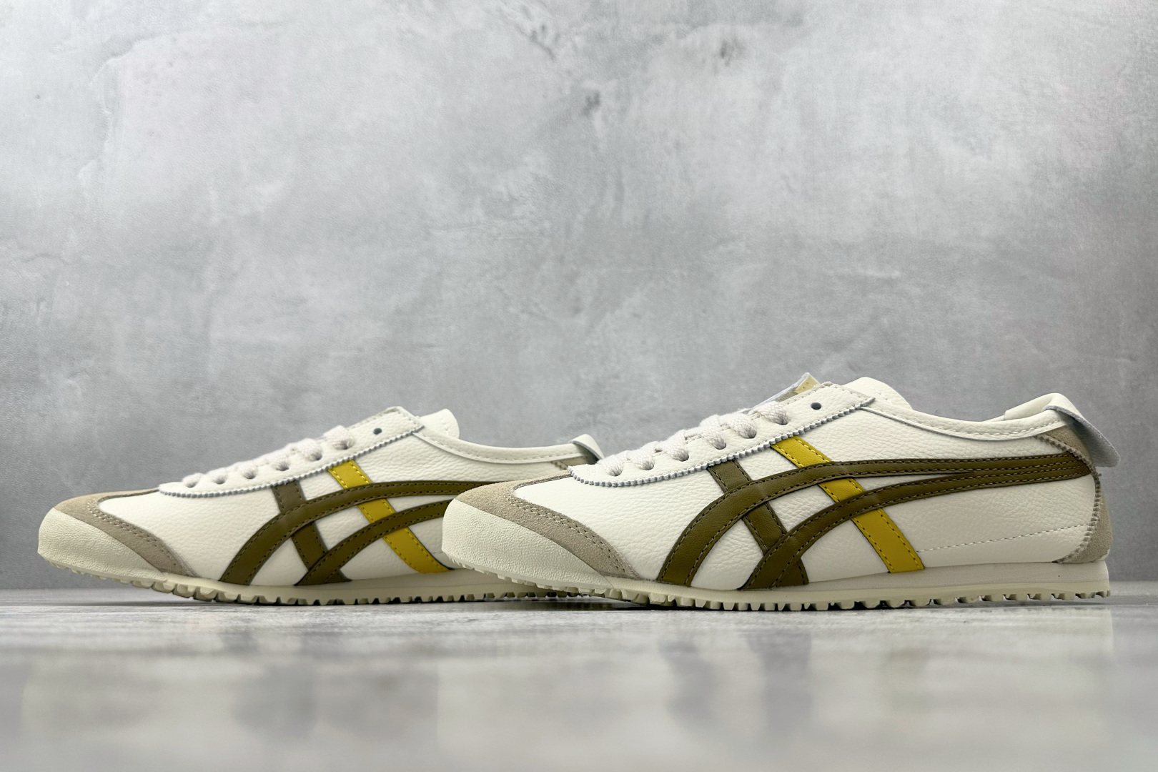 140 渠道特供 Onitsuka Tiger鬼塚虎 MEXICO 66 米棕色 1183A201-124