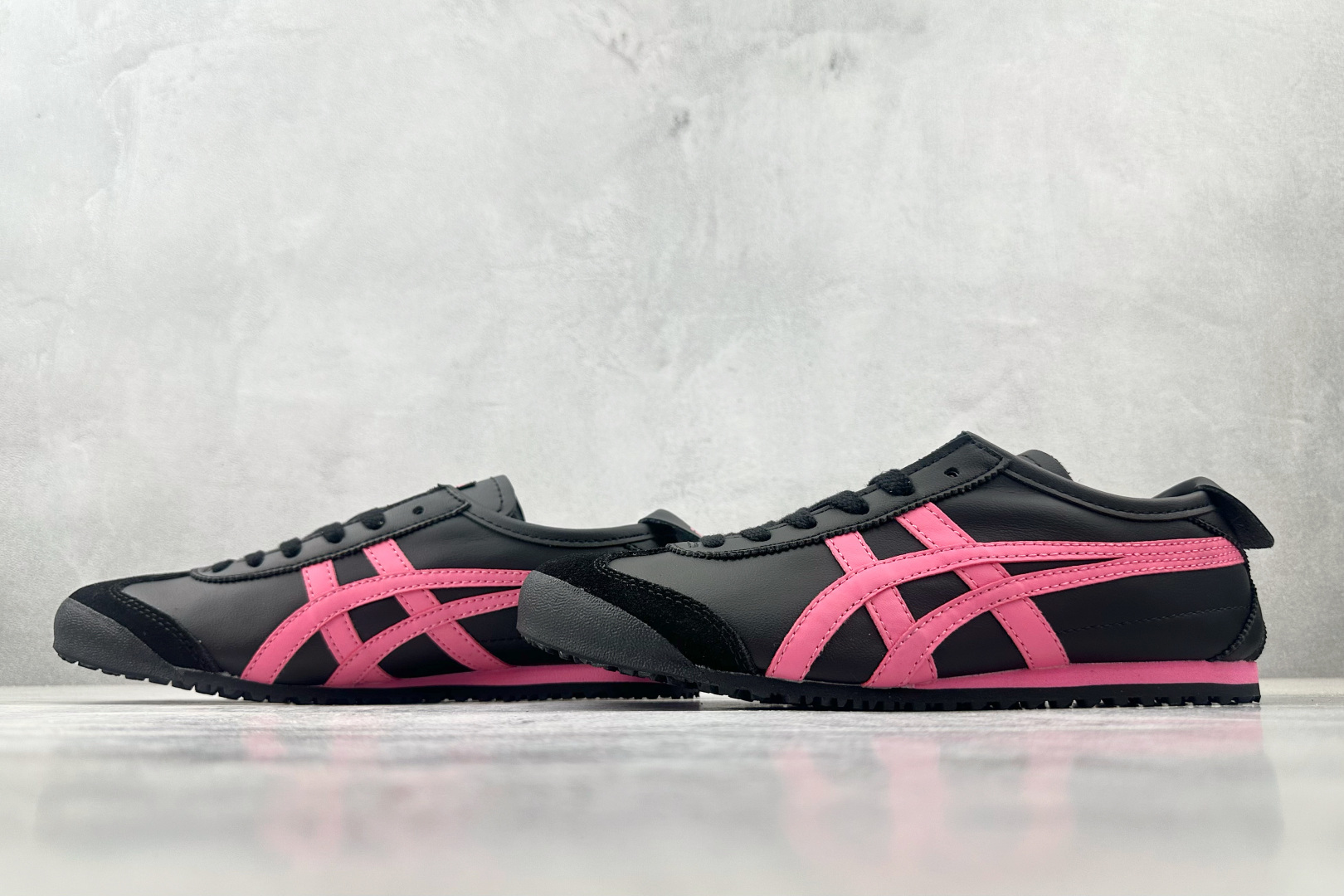 140 渠道特供 Onitsuka Tiger鬼塚虎 MEXICO 66 黑粉色 1183C102-005