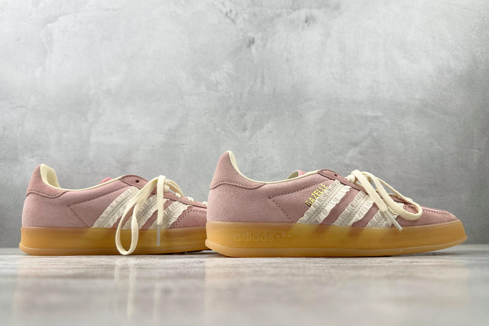 180 adidas originals GAZELLE INDOOR 粉色 JS1413