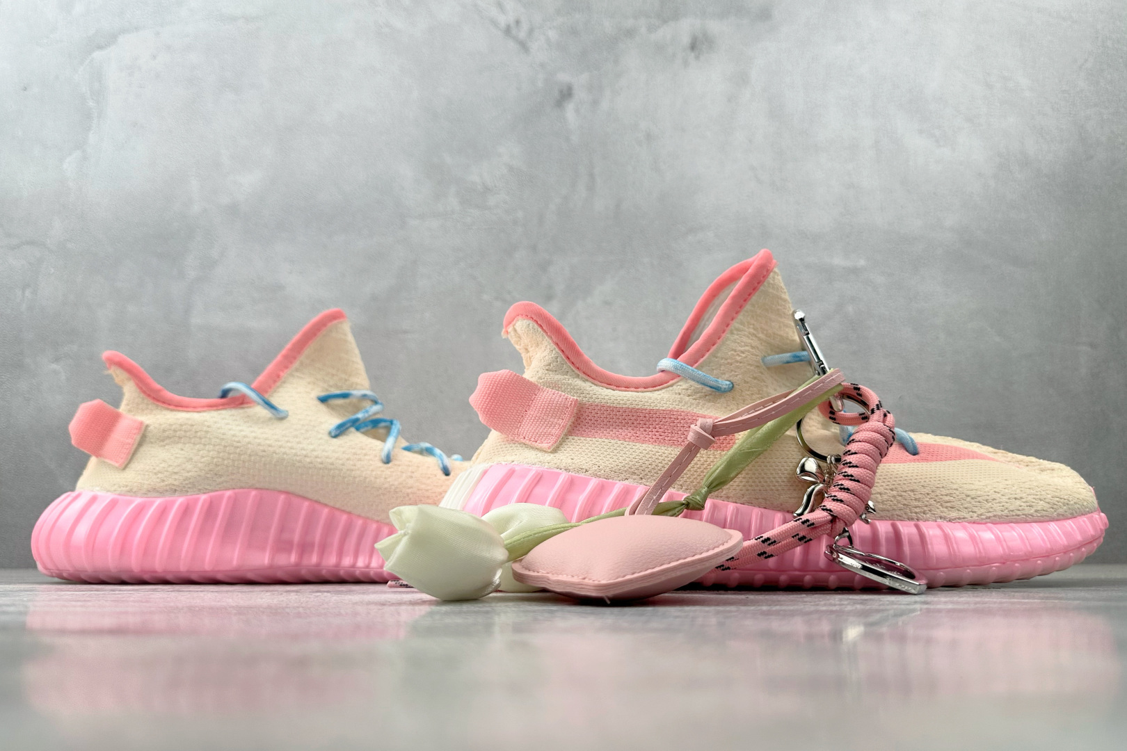 260 定制球鞋 adidas originals Yeezy boo 350 V2冰淇淋 浪漫夏日粉云朵 HQ6316