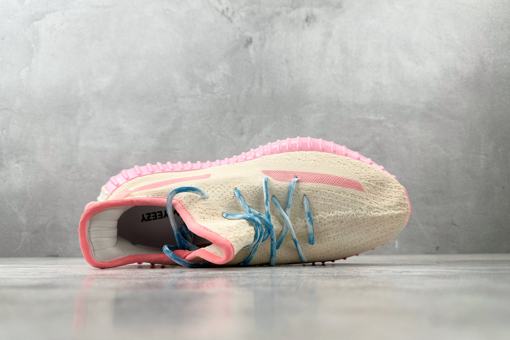 260 定制球鞋 adidas originals Yeezy boo 350 V2冰淇淋 浪漫夏日粉云朵 HQ6316
