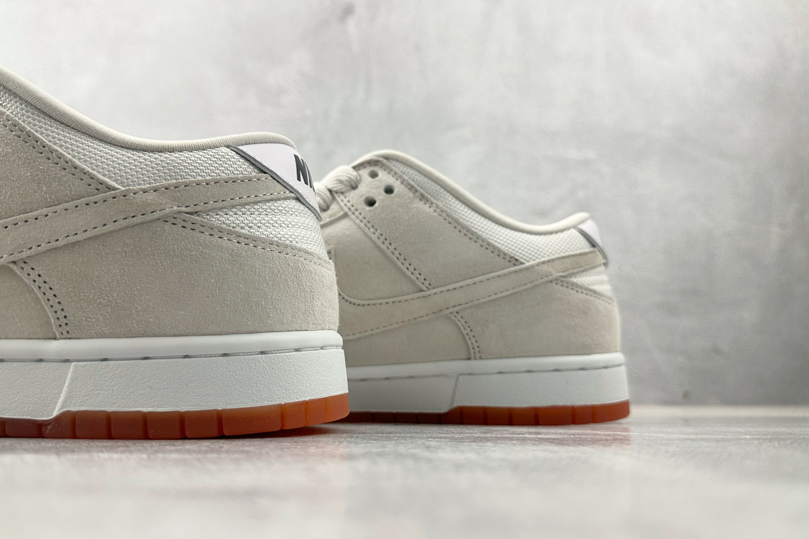 免检版 配色齐全 Nike SB Dunk Low Pro B'Pale Ivory 象牙白色 HJ0367-100-莆田鞋,莆田鞋货源,高仿鞋,高仿鞋货源,安福档口,莆田高仿鞋,莆田鞋批发,高仿鞋批发,莆田高仿运动鞋,高仿运动鞋,莆田运动鞋 免检版 配色齐全 Nike SB Dunk Low Pro B'Pale Ivory 象牙白色 HJ0367-100