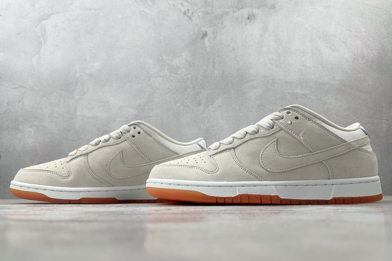 免检版 配色齐全 Nike SB Dunk Low Pro B'Pale Ivory 象牙白色 HJ0367-100-莆田鞋,莆田鞋货源,高仿鞋,高仿鞋货源,安福档口,莆田高仿鞋,莆田鞋批发,高仿鞋批发,莆田高仿运动鞋,高仿运动鞋,莆田运动鞋 免检版 配色齐全 Nike SB Dunk Low Pro B'Pale Ivory 象牙白色 HJ0367-100