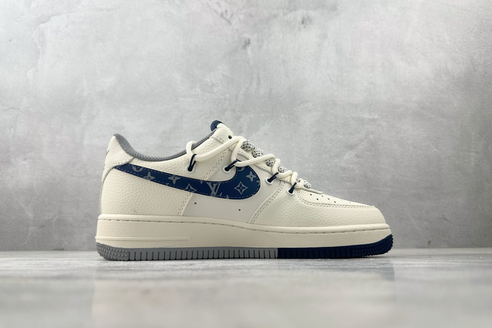 Nike Air Force 1 07 LV联名 米白蓝 DM6868-064