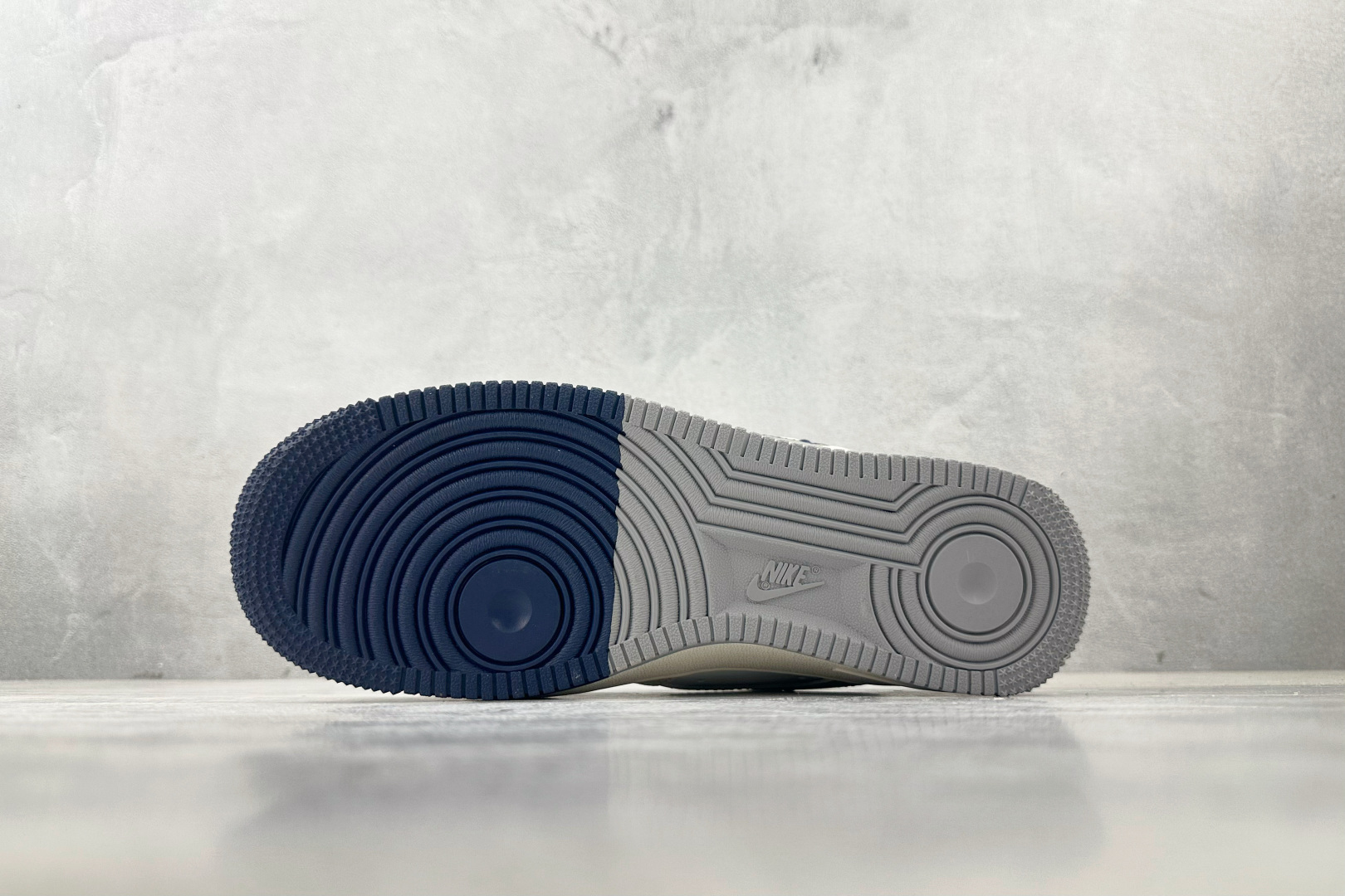 Nike Air Force 1 07 LV联名 米白蓝 DM6868-064