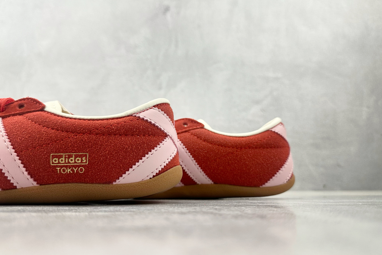 170 出口订单 adidas originals TOKYO 红色 JQ7109