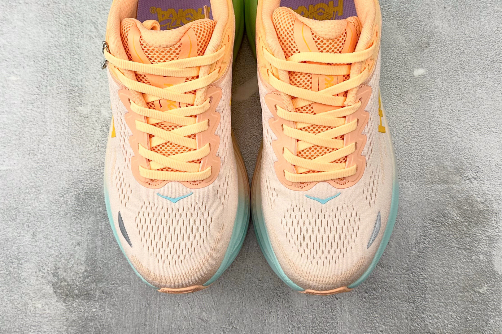 220 HOKA ONE ONE Bondi 9 粉色 1162012-FSTP