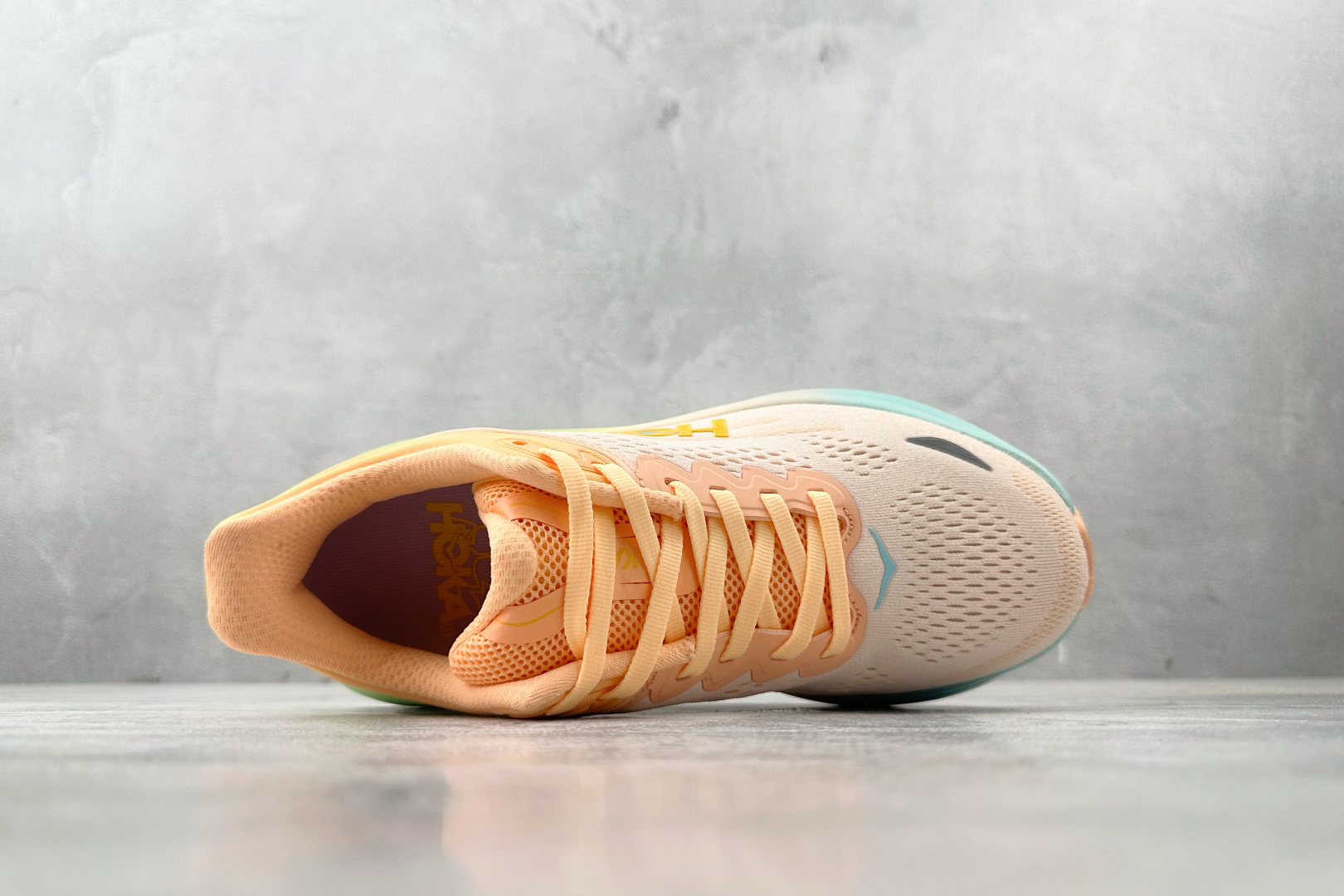 220 HOKA ONE ONE Bondi 9 粉色 1162012-FSTP