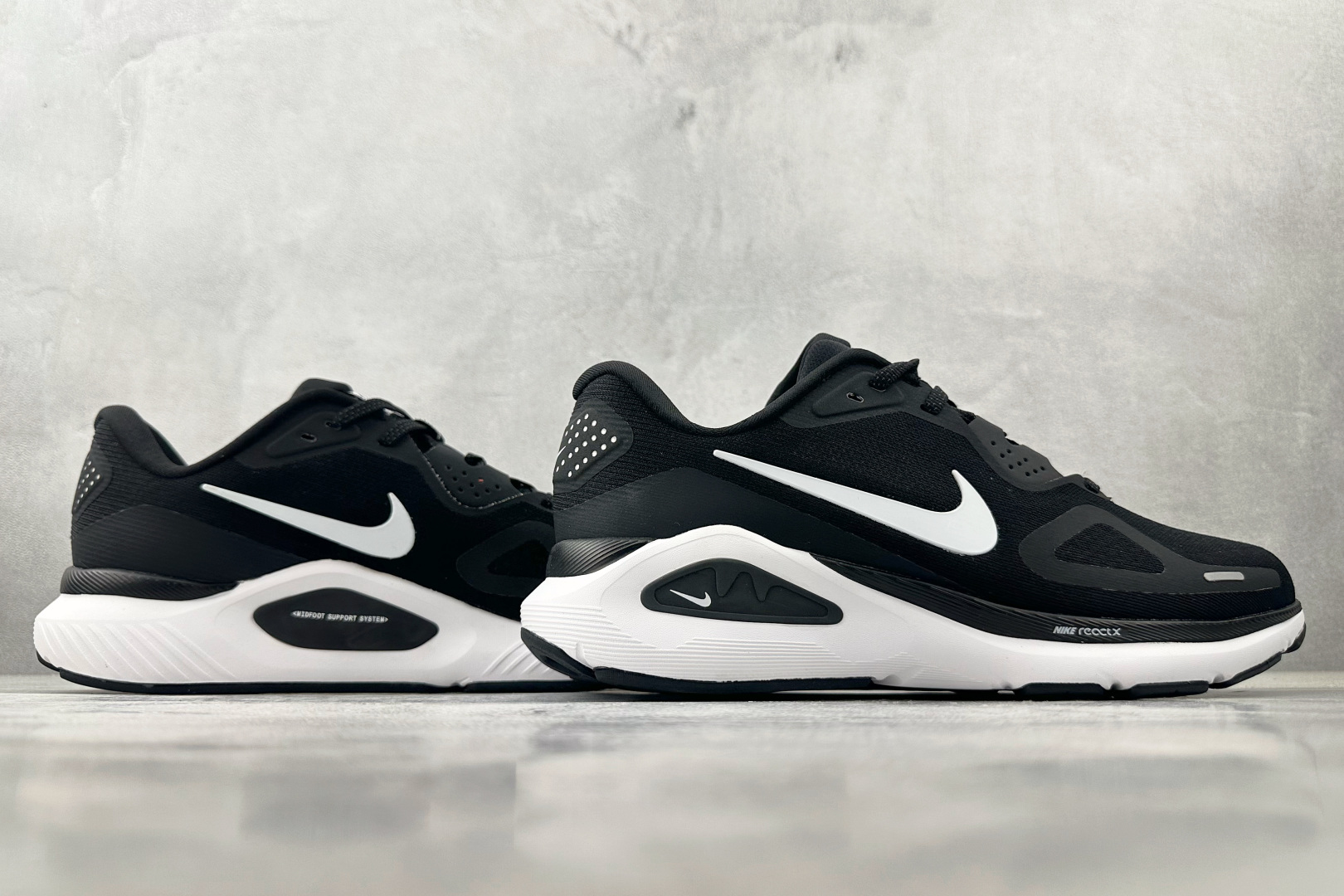 N版 
东南亚订单  Nike Zoom Structure 26 黑白

货号：HJ1102-002
