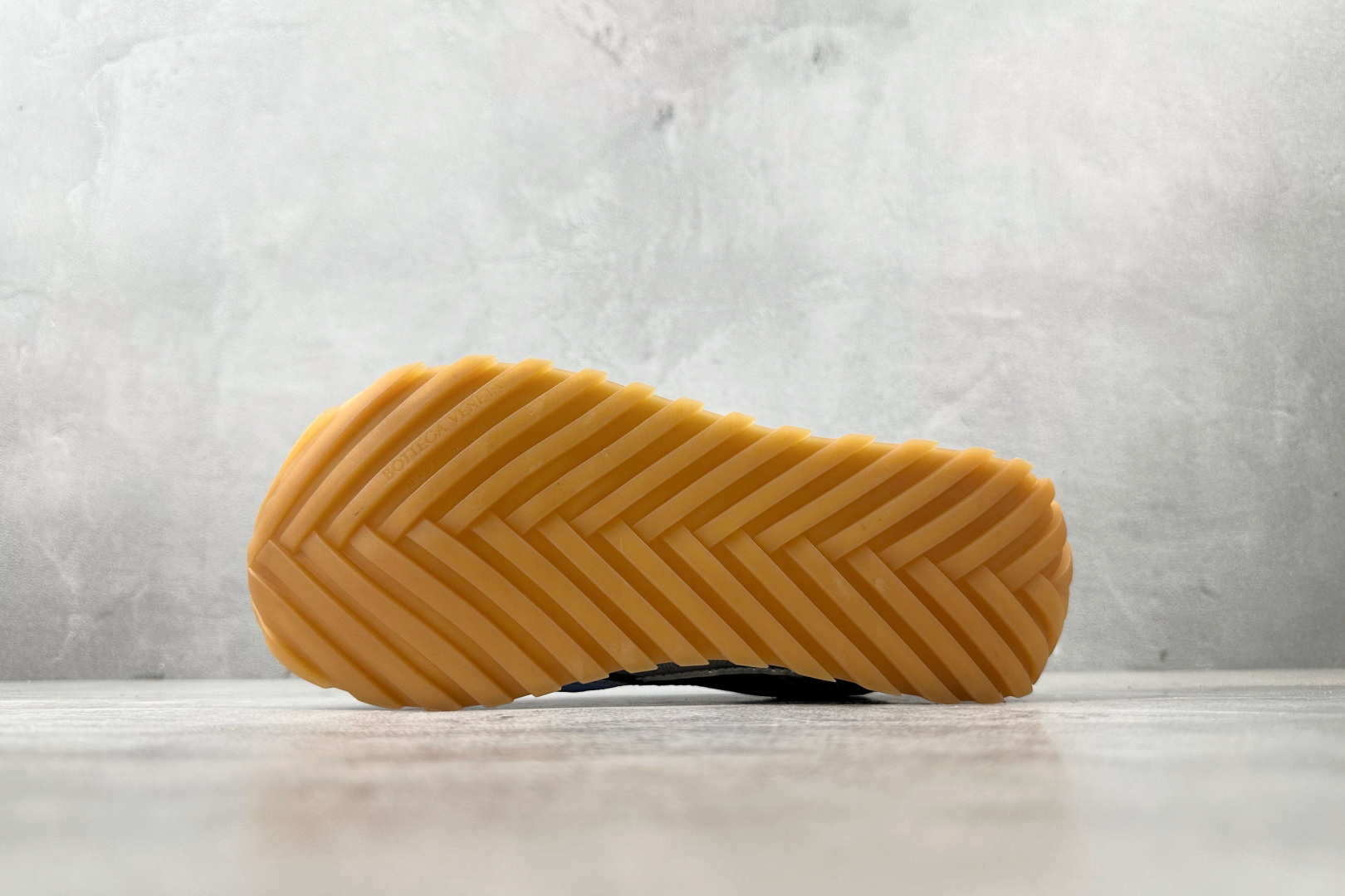 380 Bottega Veneta葆蝶家 Orbit 紫色 741357V2X40