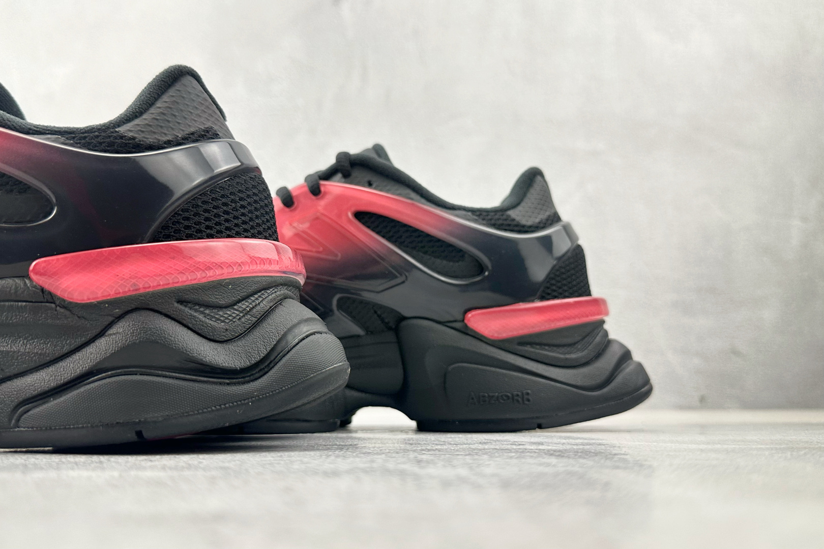 
纯原标杆 品质无敌 New Balance NB 9060 黑红色

货号：U9060IDZ
尺码：3