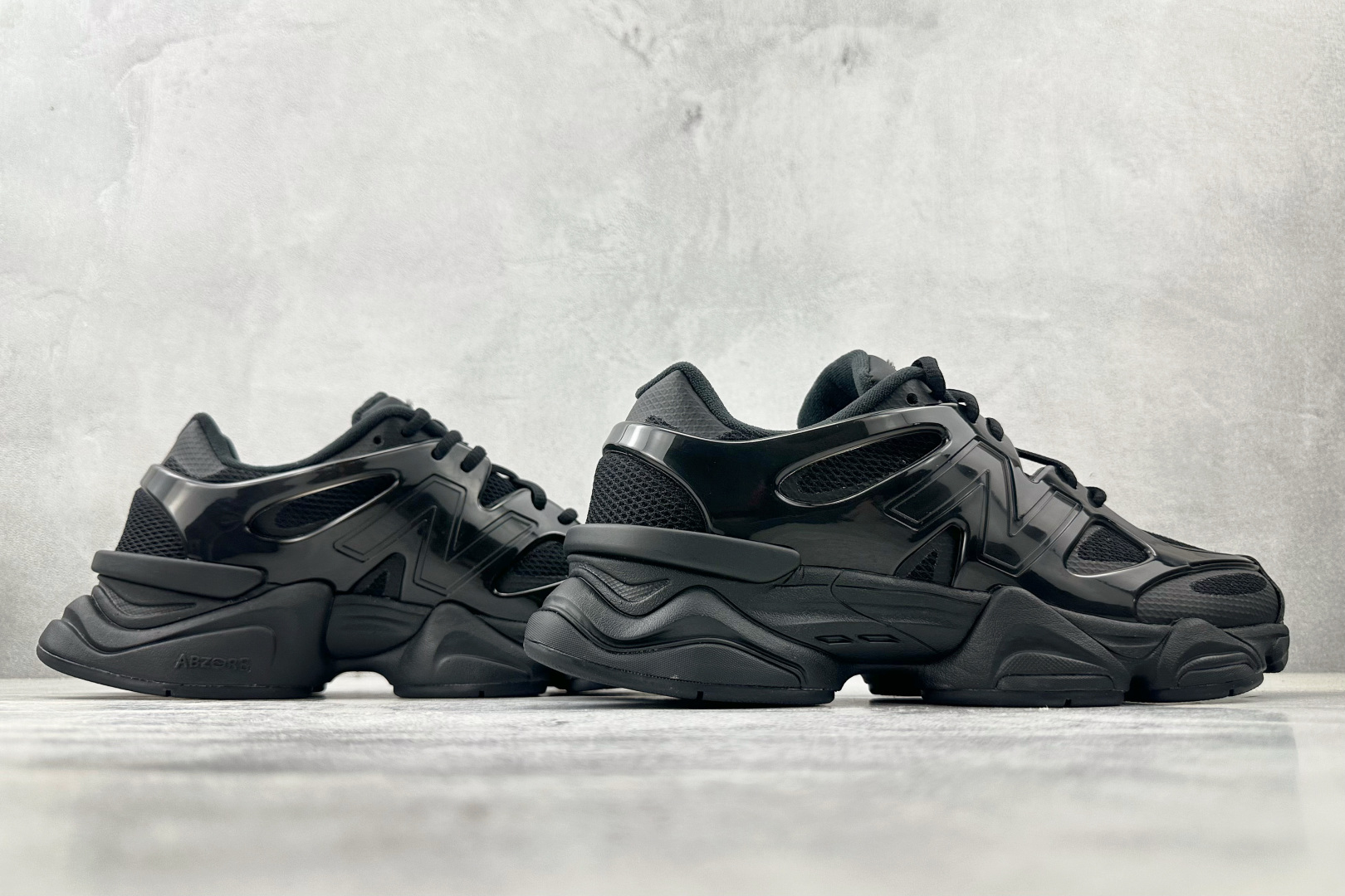 
纯原标杆 品质无敌 New Balance NB 9060 黑色

货号：U9060IMA
尺码：36