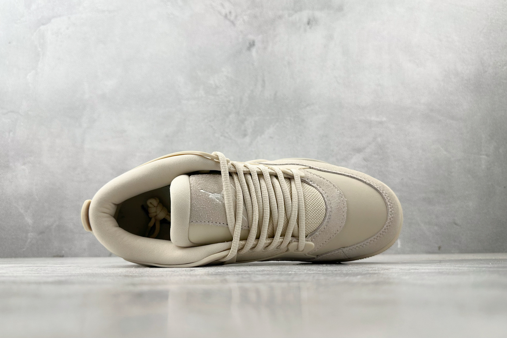 
公司级 Jordan Air Jordan 4 RM WMNS“Legend Light Brown”