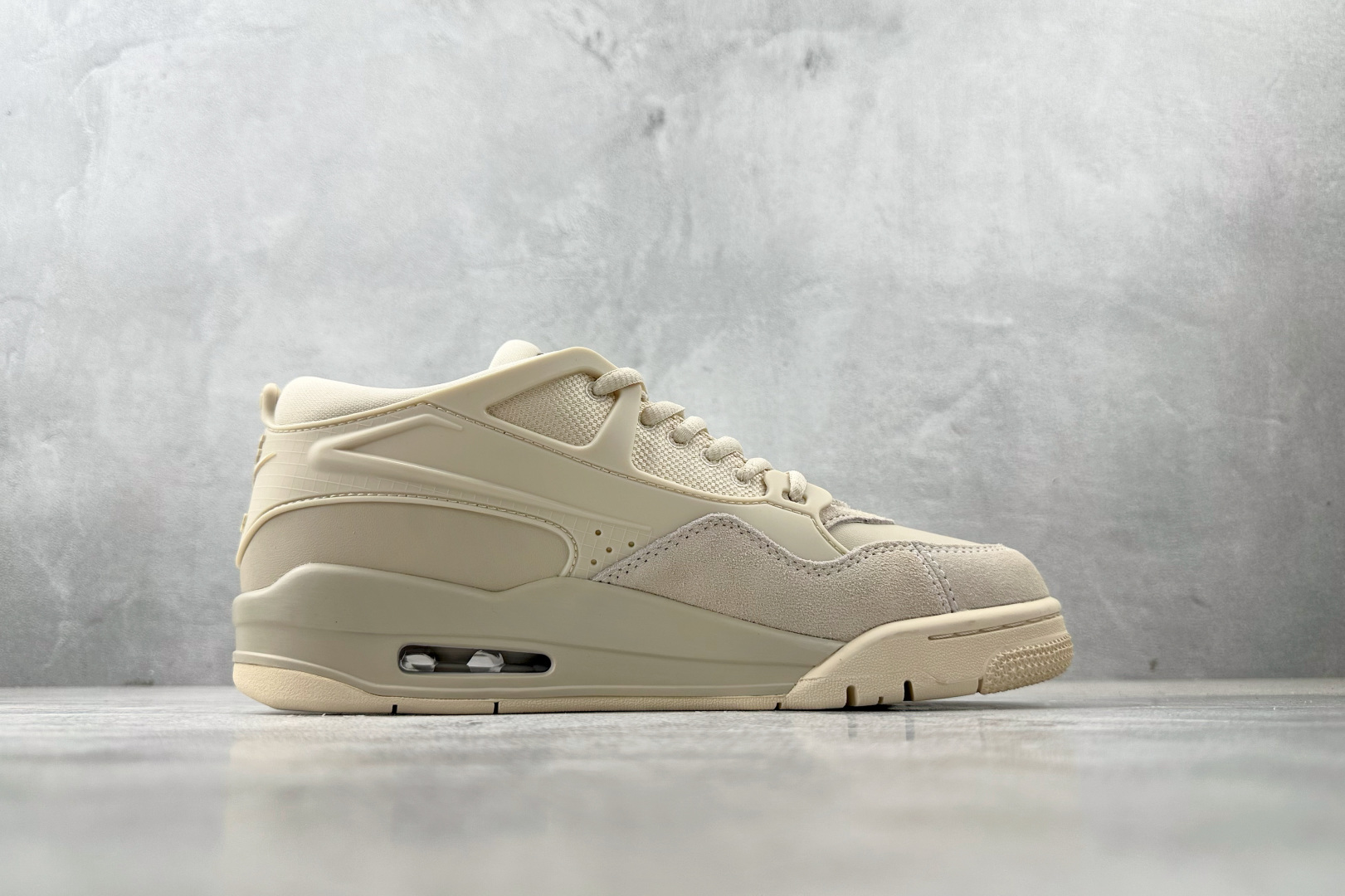 
公司级 Jordan Air Jordan 4 RM WMNS“Legend Light Brown”