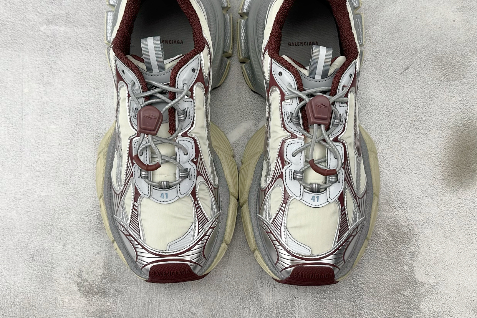 P360VG代购版 Balenciaga巴黎世家 3XL 米棕色 734734W3XNY